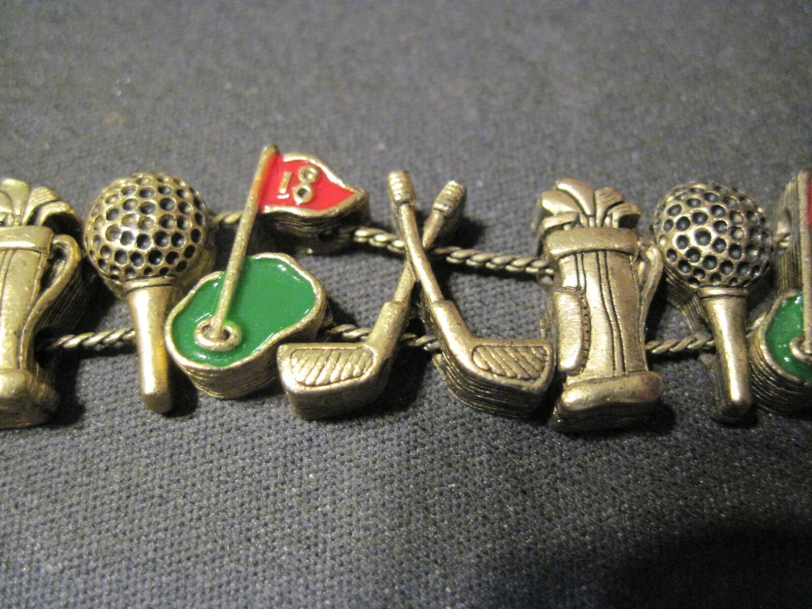 LADIES VINTAGE GOLF CHARM BRACELET -14 CHARMS – DOUBLE SLIDE 7 1/4 “