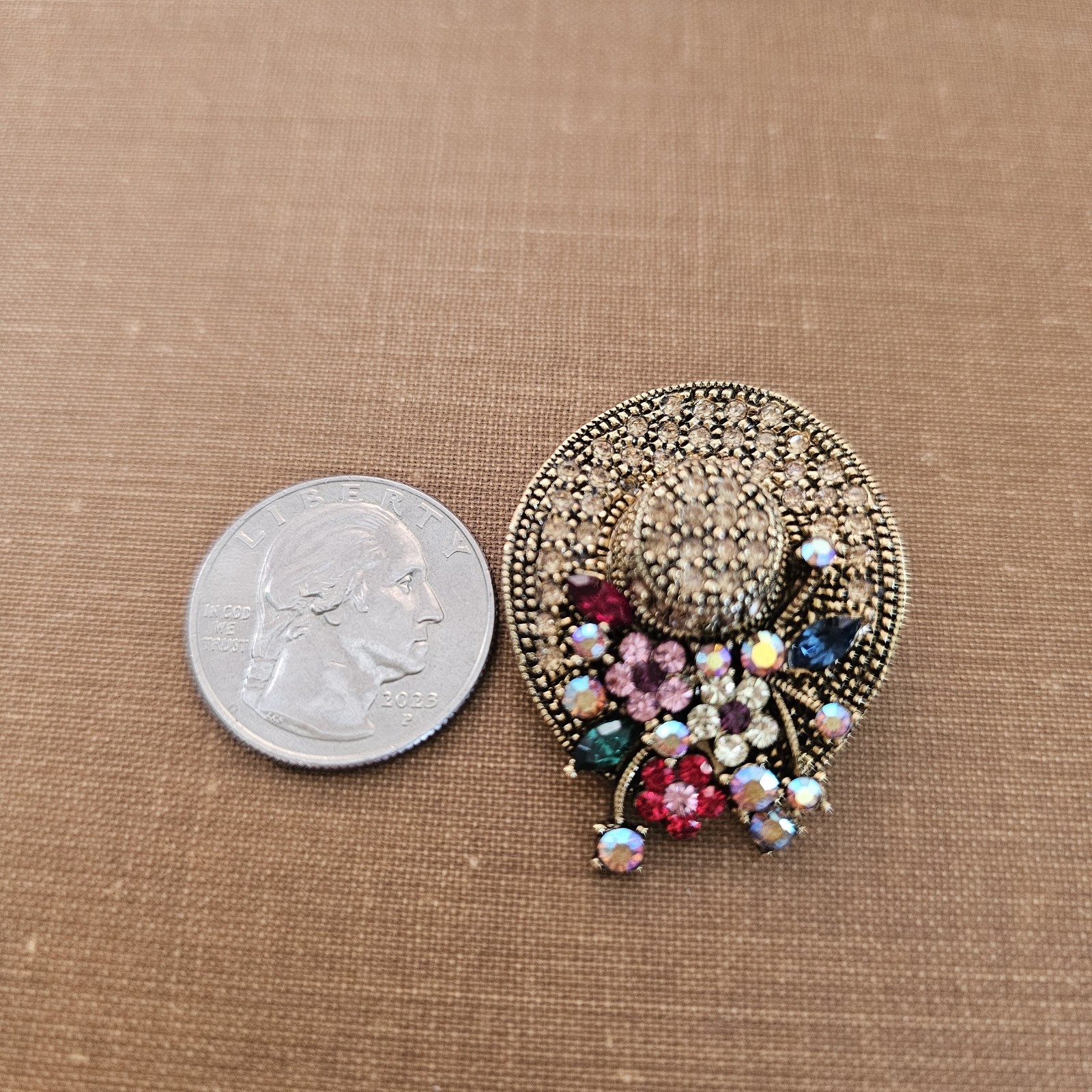 Vtg Rhinestone Hat Brooch Multicolor Aurora Borealis Stones Mid-Century Sparkle
