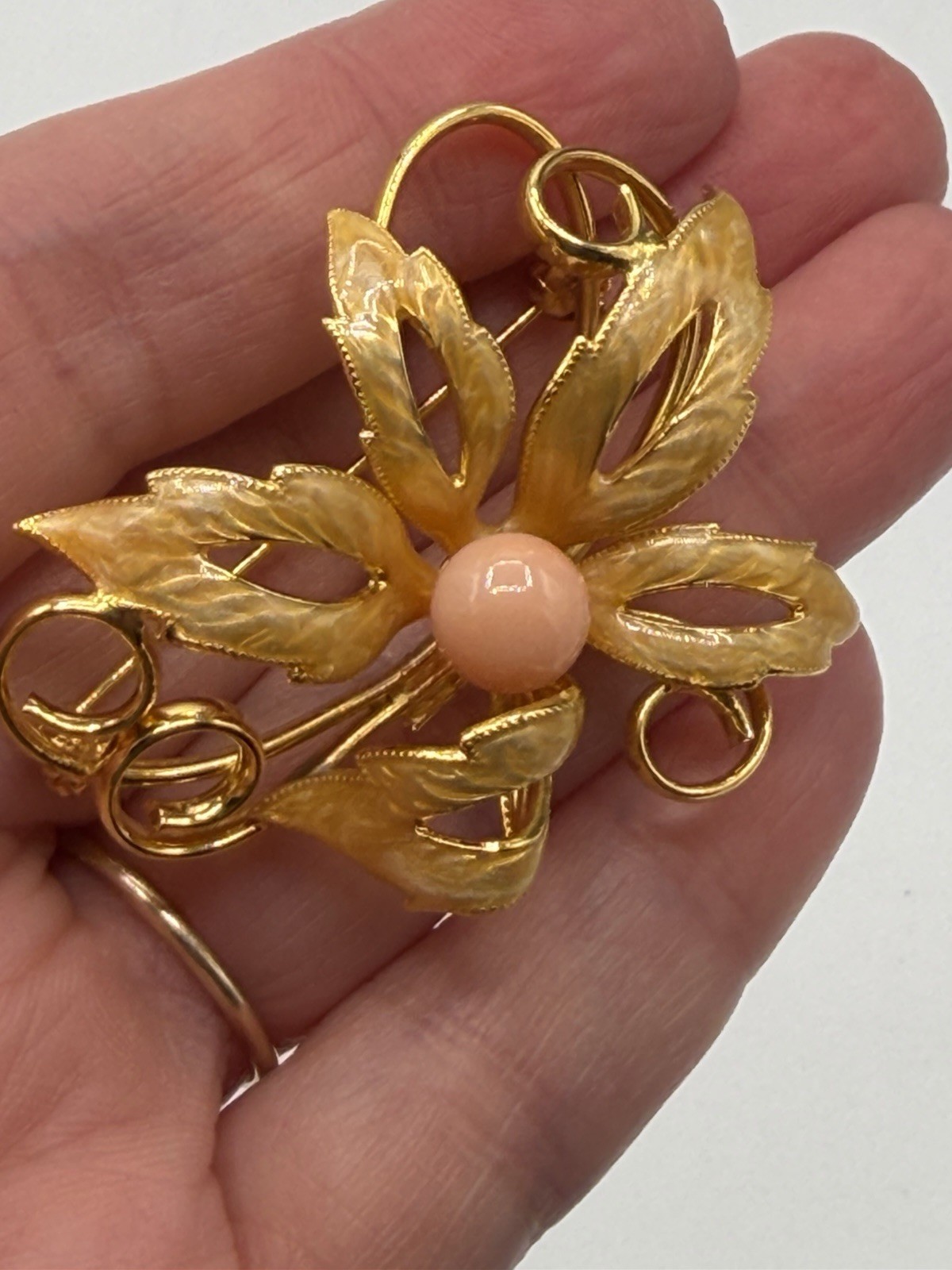 Vintage Coral Orchid Flower BROOCH Pin Champagne Enamel Gold Finish Peach