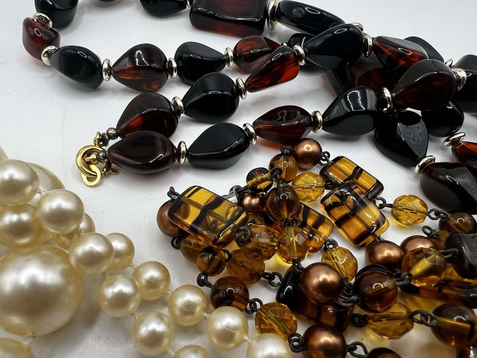 Vintage Jewelry Lot 8 Pieces Signed And Unsigned Monet Napier Avon All Wearable