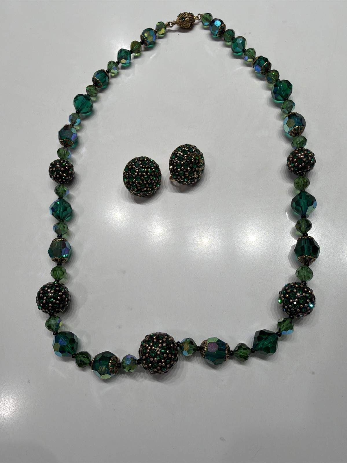 Vintage Vendome teal green crystal and beaded 22” necklace Clip On earrings set