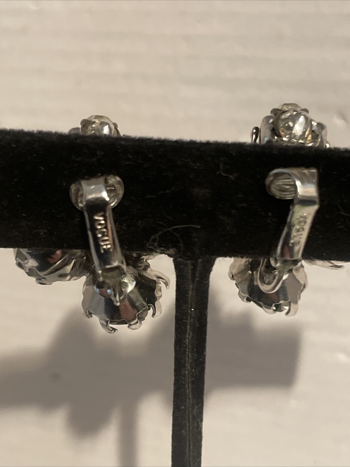 Vintage Vogue Clear Crystal And Rhinestone Silver Art Deco Beaded Clip Earrings