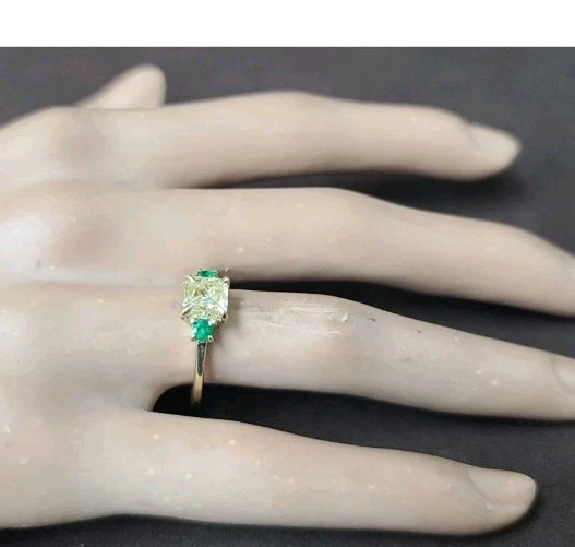 14k Yellow Gold Vintage Engagement ring 1.17ct.Natural Yellow Diamond Radiant