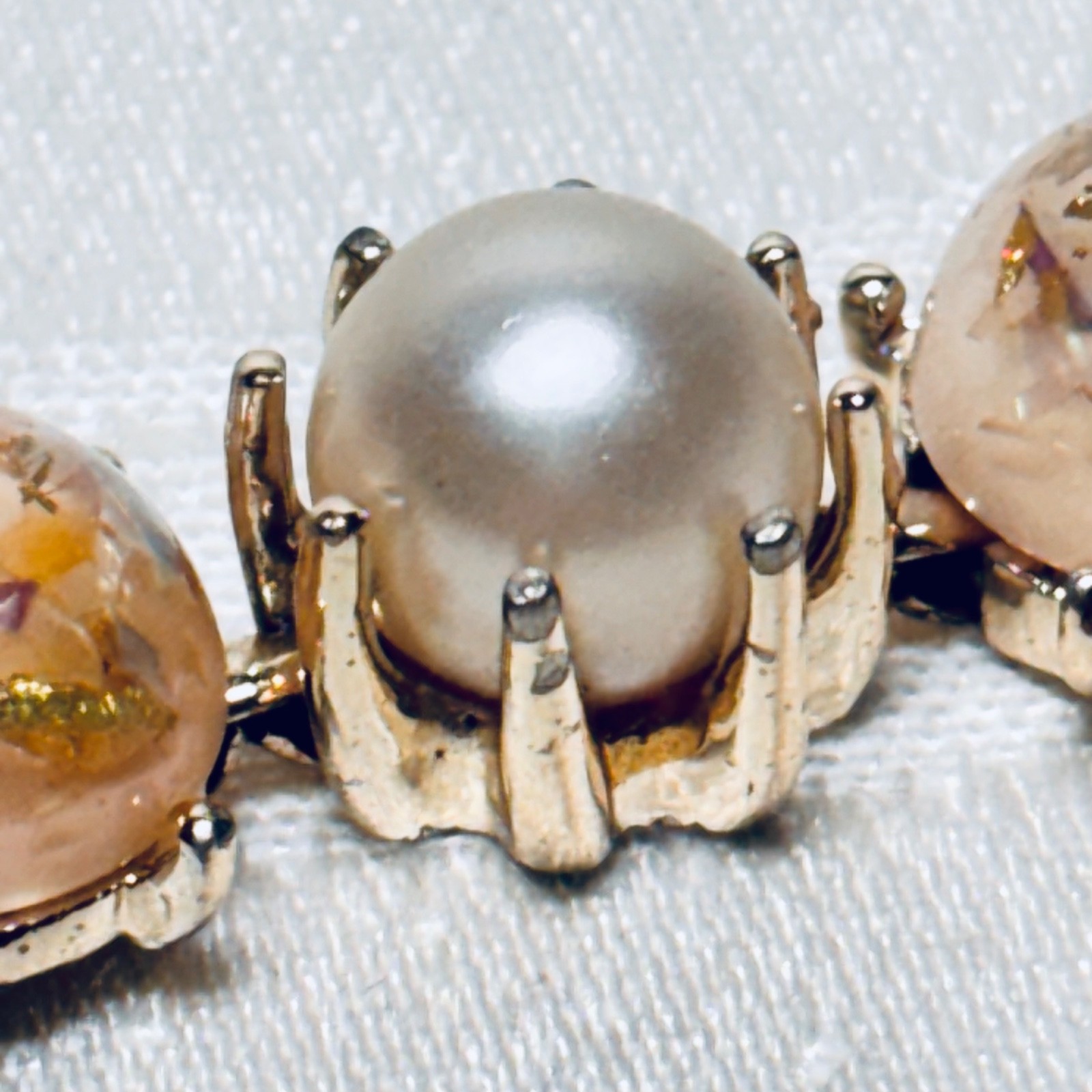 CORO pink confetti Lucite cabochon faux pearl bracelet fold over clasp vintage