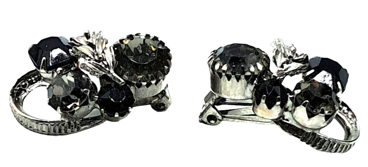 Vintage Rhinestone Brooch Earrings Set Black Clear Rhinestones Jewelry