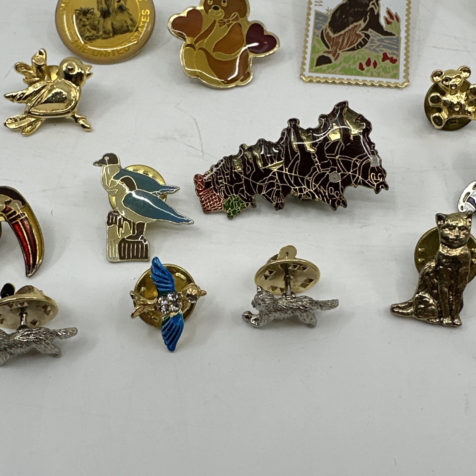 Vintage Animal Enamel Pin Lot Birds Panda Wildlife Cloisonne Gold (PIN-1)