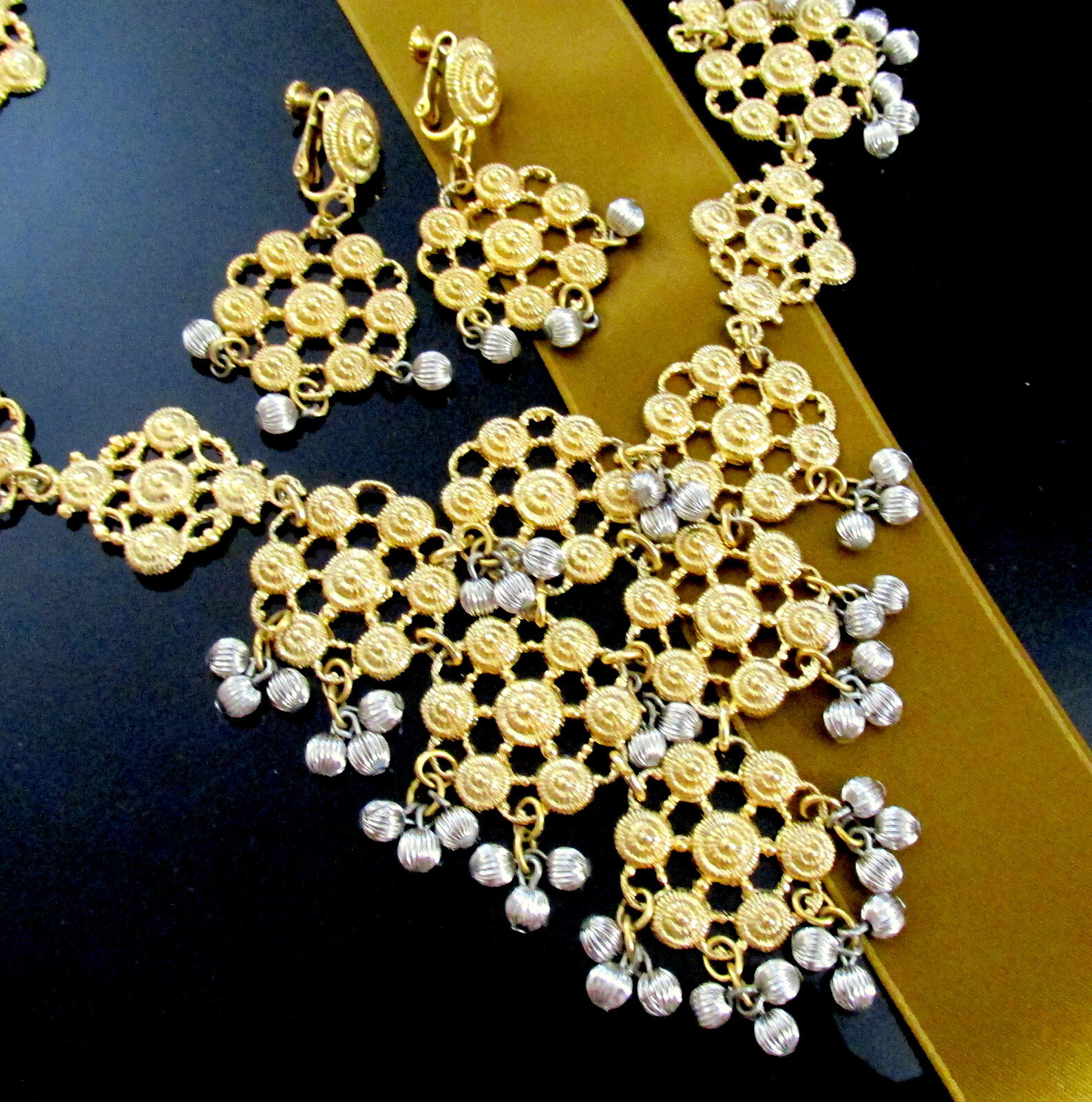 VTG Rare 70s Runway GP/Silver NAPIER Cannetille Filigree BIB NECKLACE EARRINGS