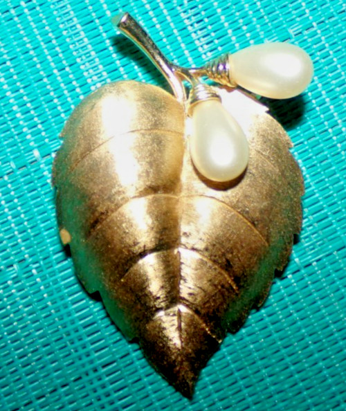 Crown Trifari signed pin with faux—OMG!!