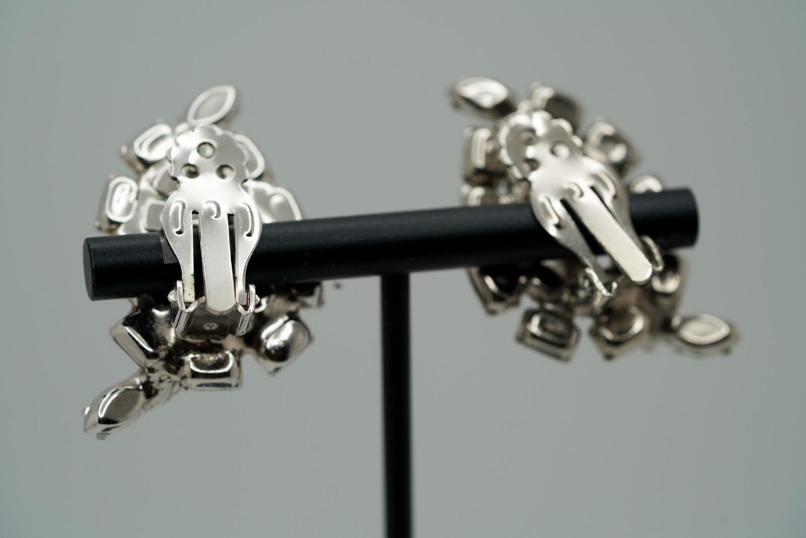 Antique Clear Silver Rhinestone Clip Earrings 4cm EB1