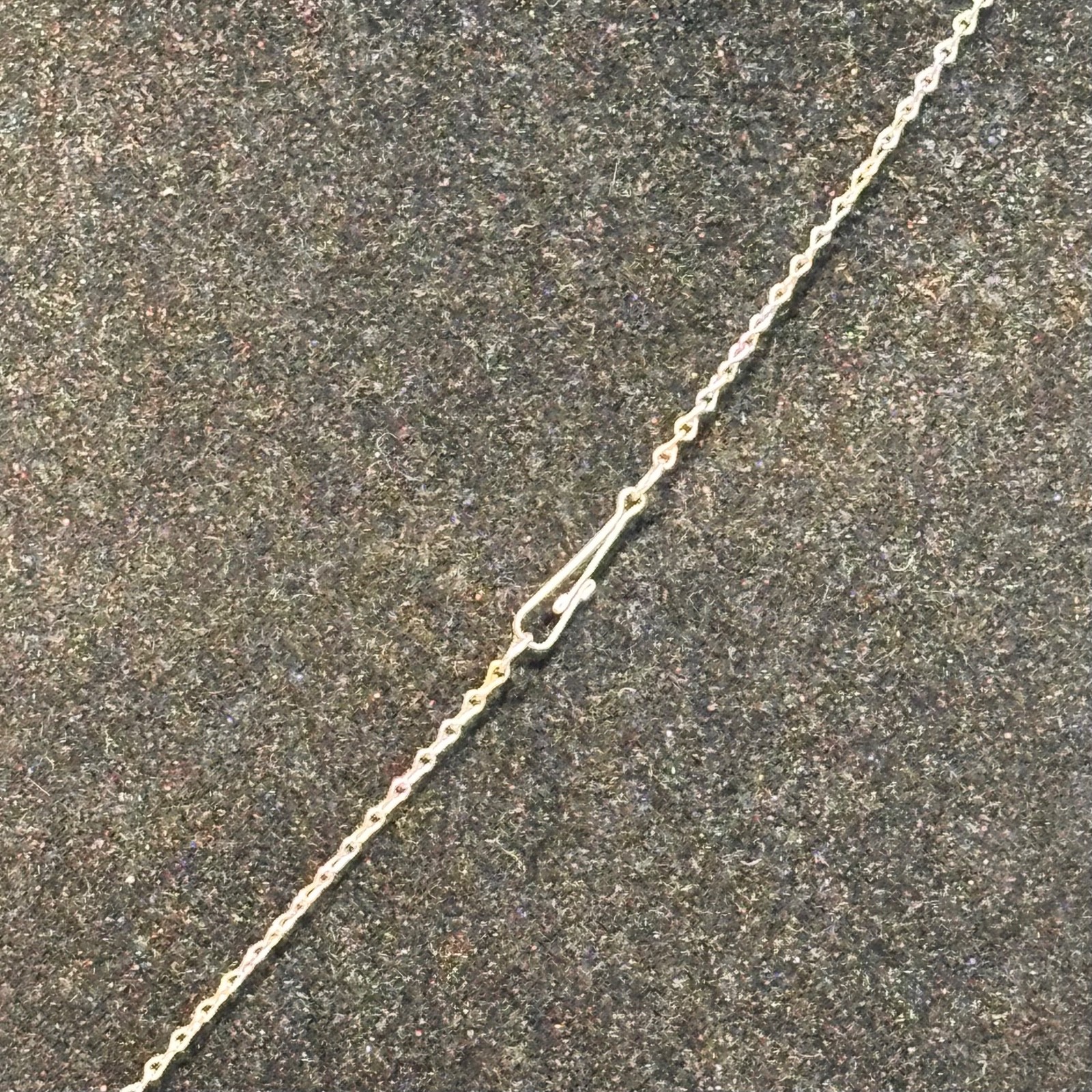 NECKLACE vintage green glass faux gem silvertone metal filagree hook clasp 20″