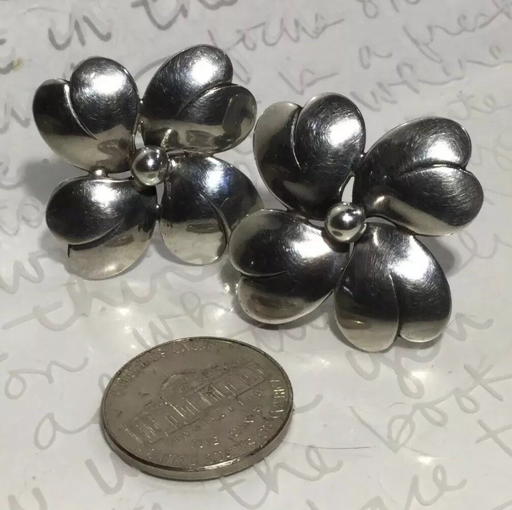 NE FROM MidCentury Denmark 925 Sterling Repoussé 4 Petal Flower 2 Brooches 8.5g