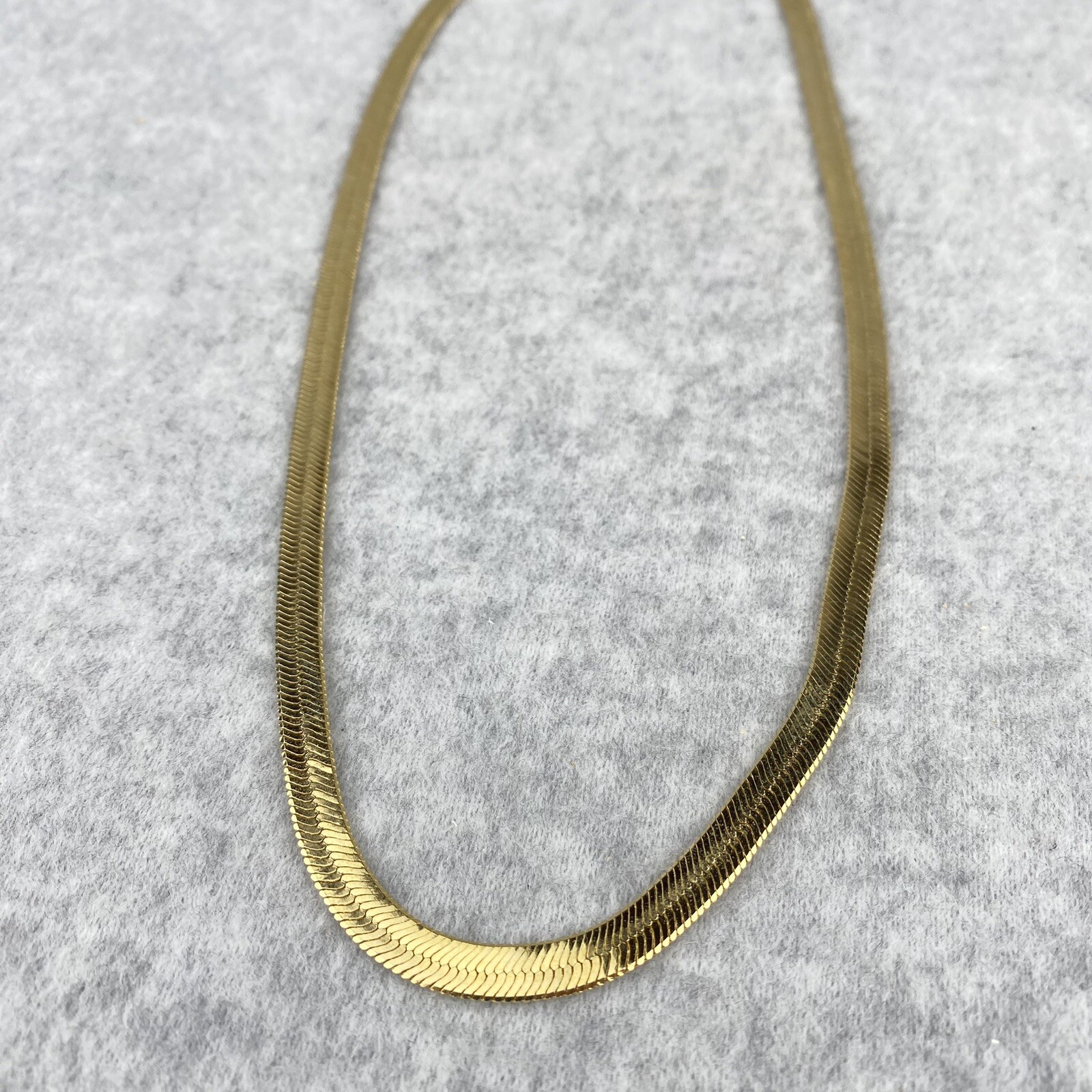 Herringbone Gold Tone Necklace 5.5mm Wide and 20″ Long Lobster Claw Clasp