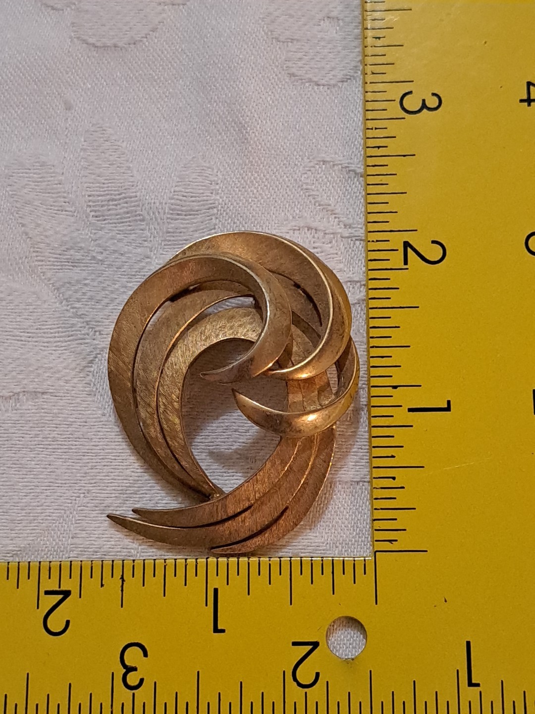 Vintage Crown TRIFARI Two Tone Finish Gold Tone Swirl Brooch