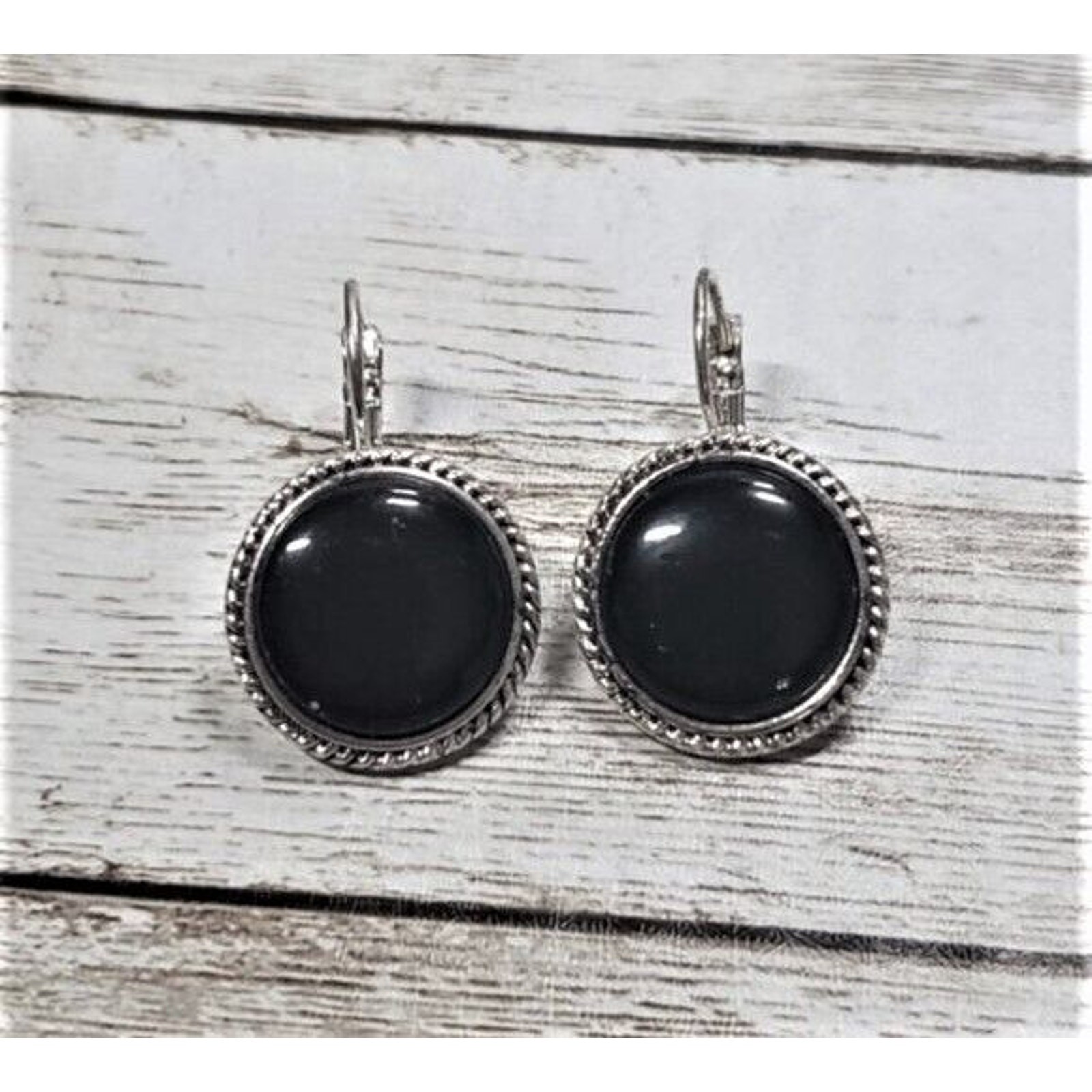 Vintage Clip On Earrings – Circle Black with Silver Tone Halo 3/4″