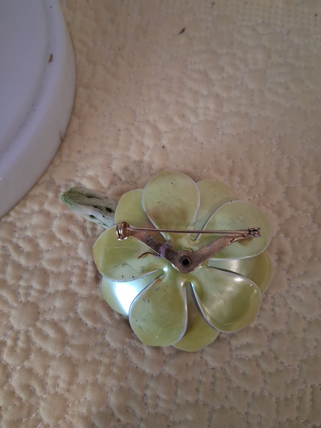 Vintage Pearlized Enamel Floral Brooch? Very Old Approximately 2″×2″