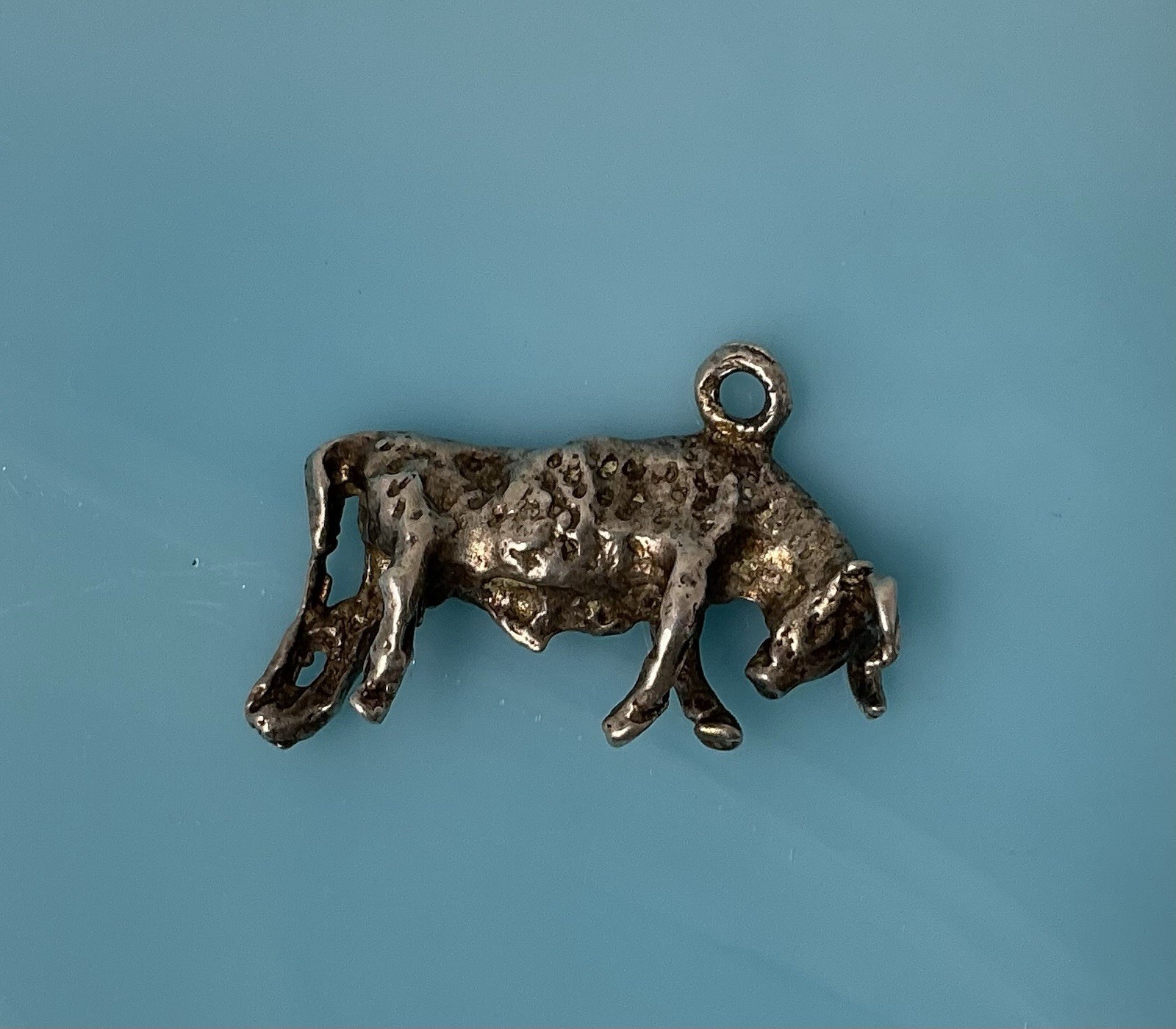 Vintage Sterling Silver Solid Head Down Bull Cow Longhorn Steer Spain Charm 4.4g