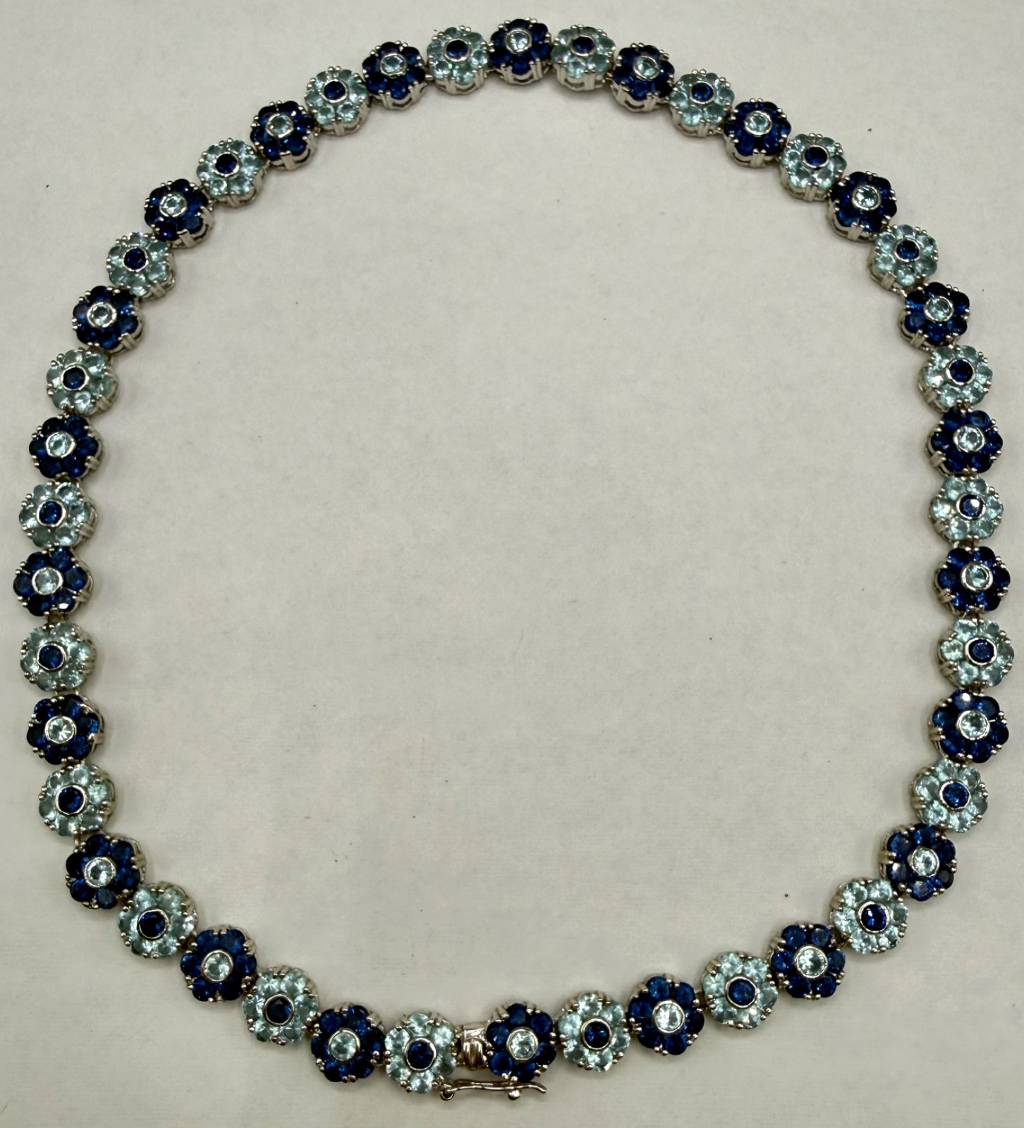 ESTATE SILVER PLATED SAPPHIRE LIGHT BLUE CRYSTAL CLUSTER FLOWER NECKLACE 16″