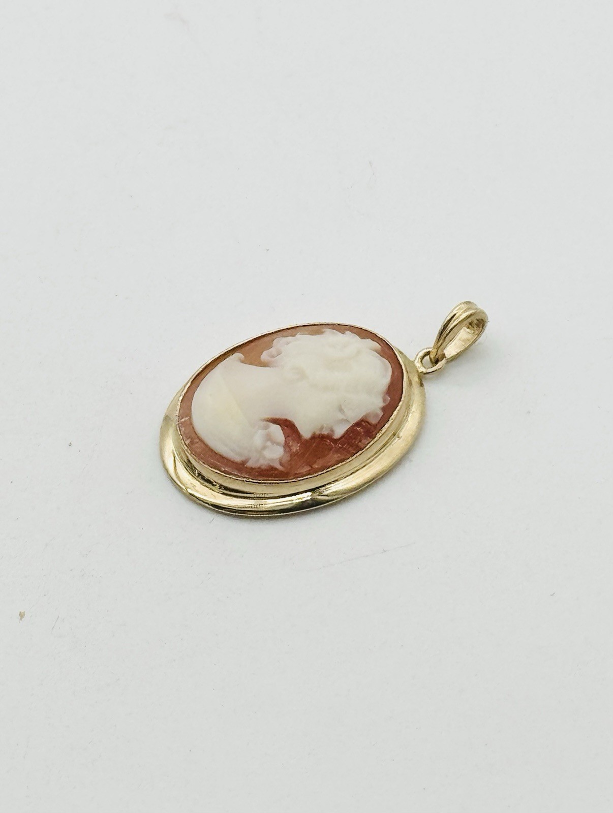 Victorian BDA 10k Yellow Gold Pendant Hand Carve Conch Shell Authentic Cameo G1