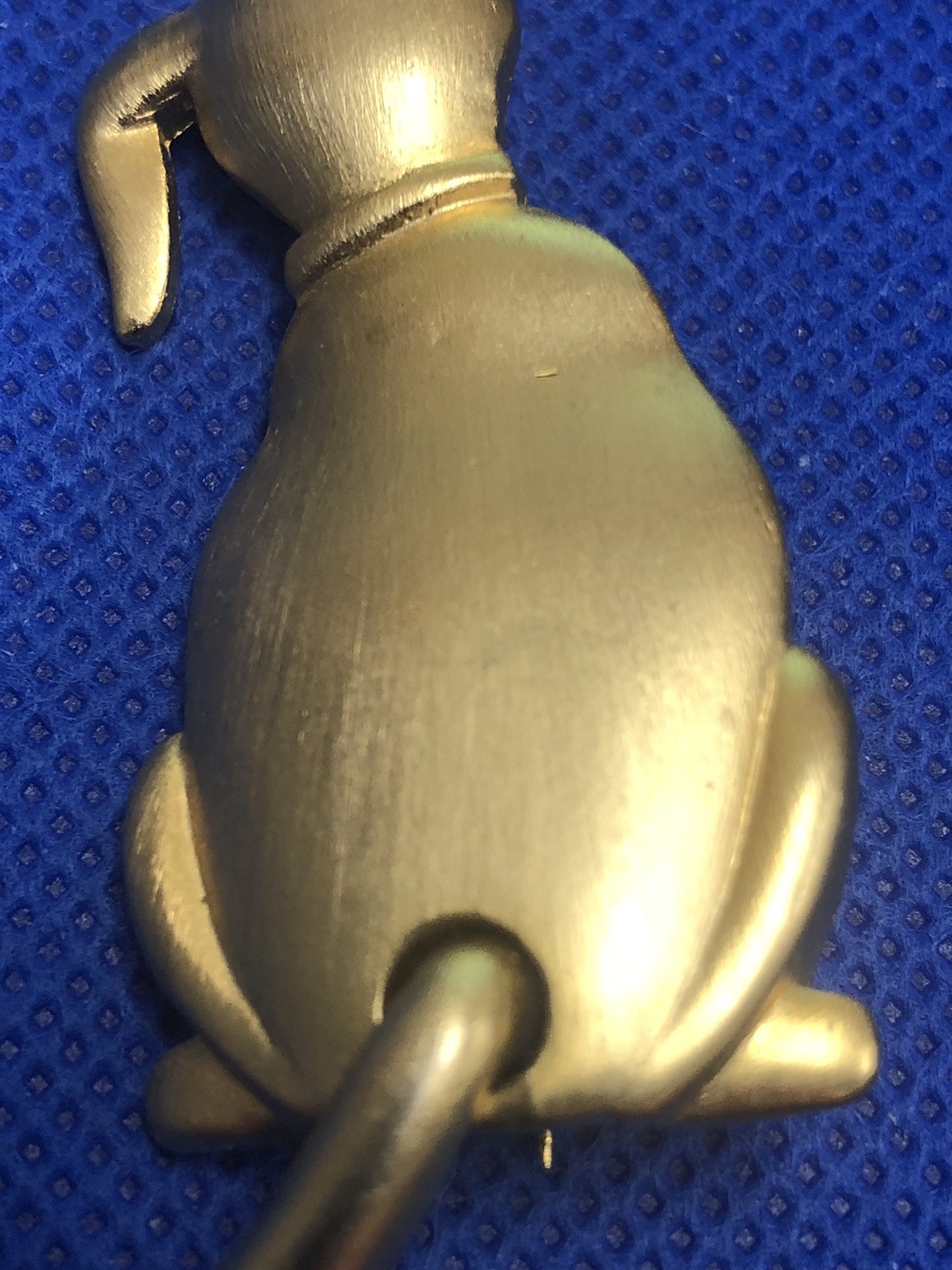 VINTAGE JJ JONETTE JEWELRY SIGNED SITTING DOG ARTICULATED TAIL BROOCH PIN