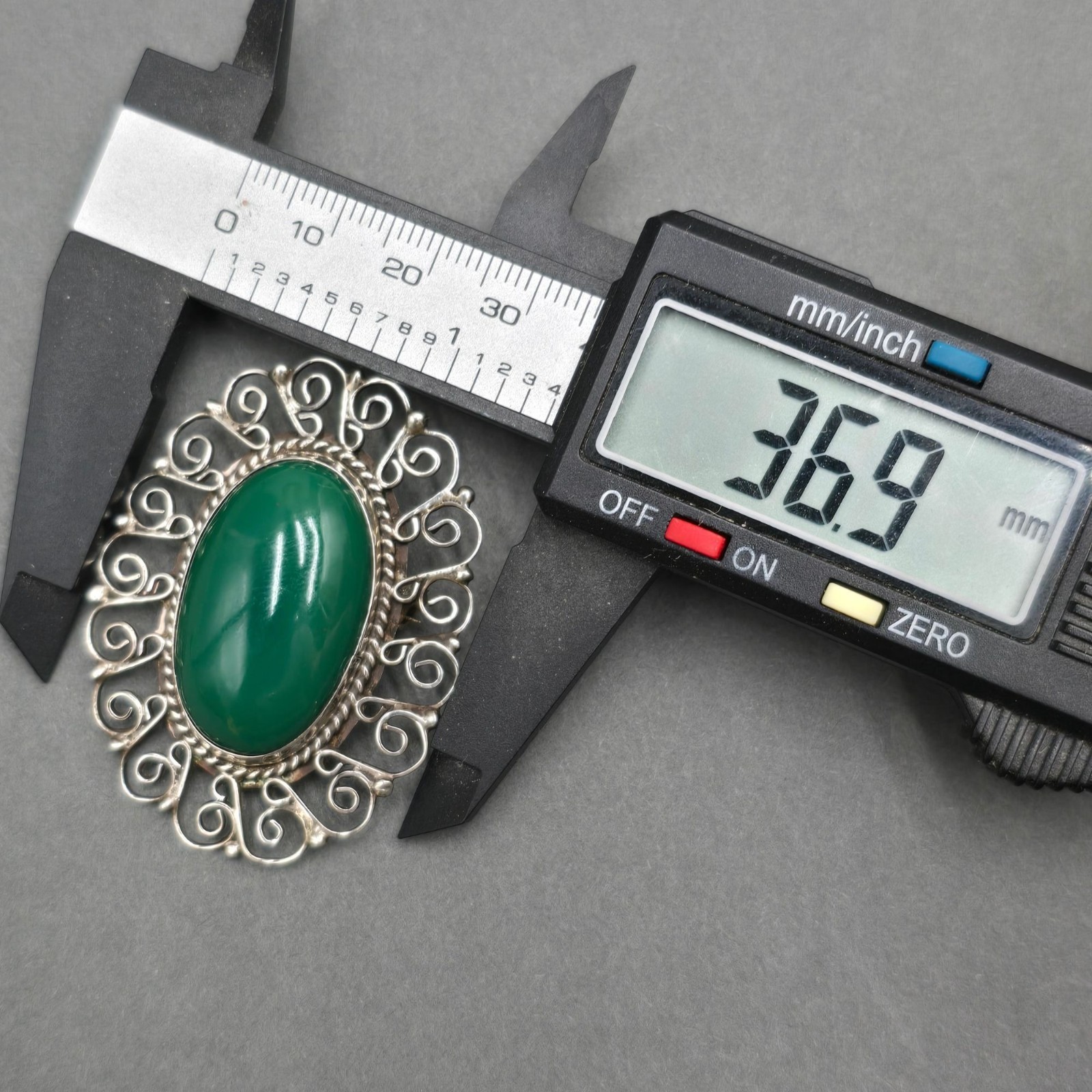 Vintage Mexican Sterling Silver Brooch Green Onyx Pendant 925 Filigree Statement