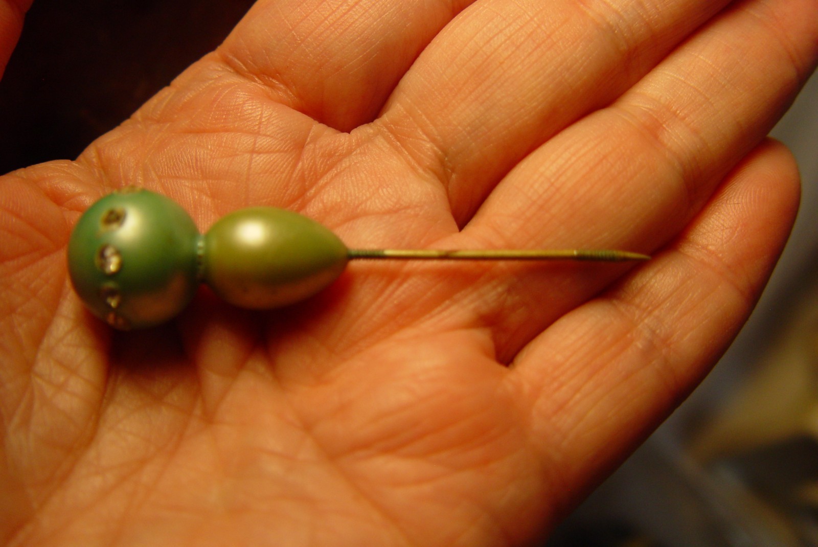 Vintage Art Deco Stick Pin Pale Green Orb Rhinestone Teardrop Lapel Pin 2.25″