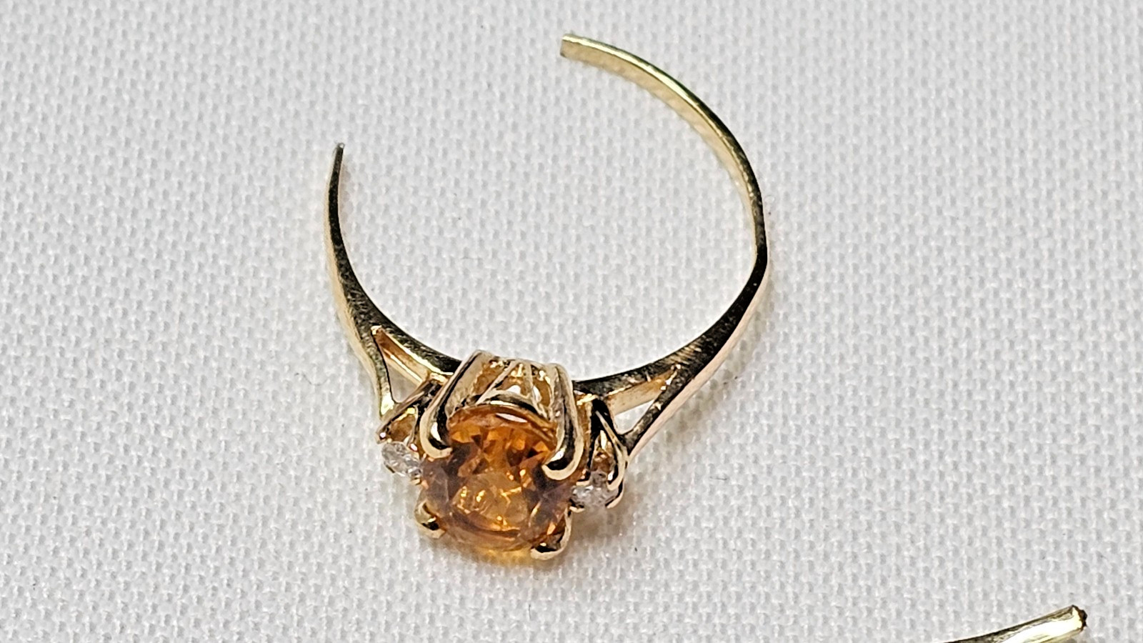 Vintage 14K Yellow Gold Citrine Diamond Ring 2.0 Grams Repair/Repurpose – Notes