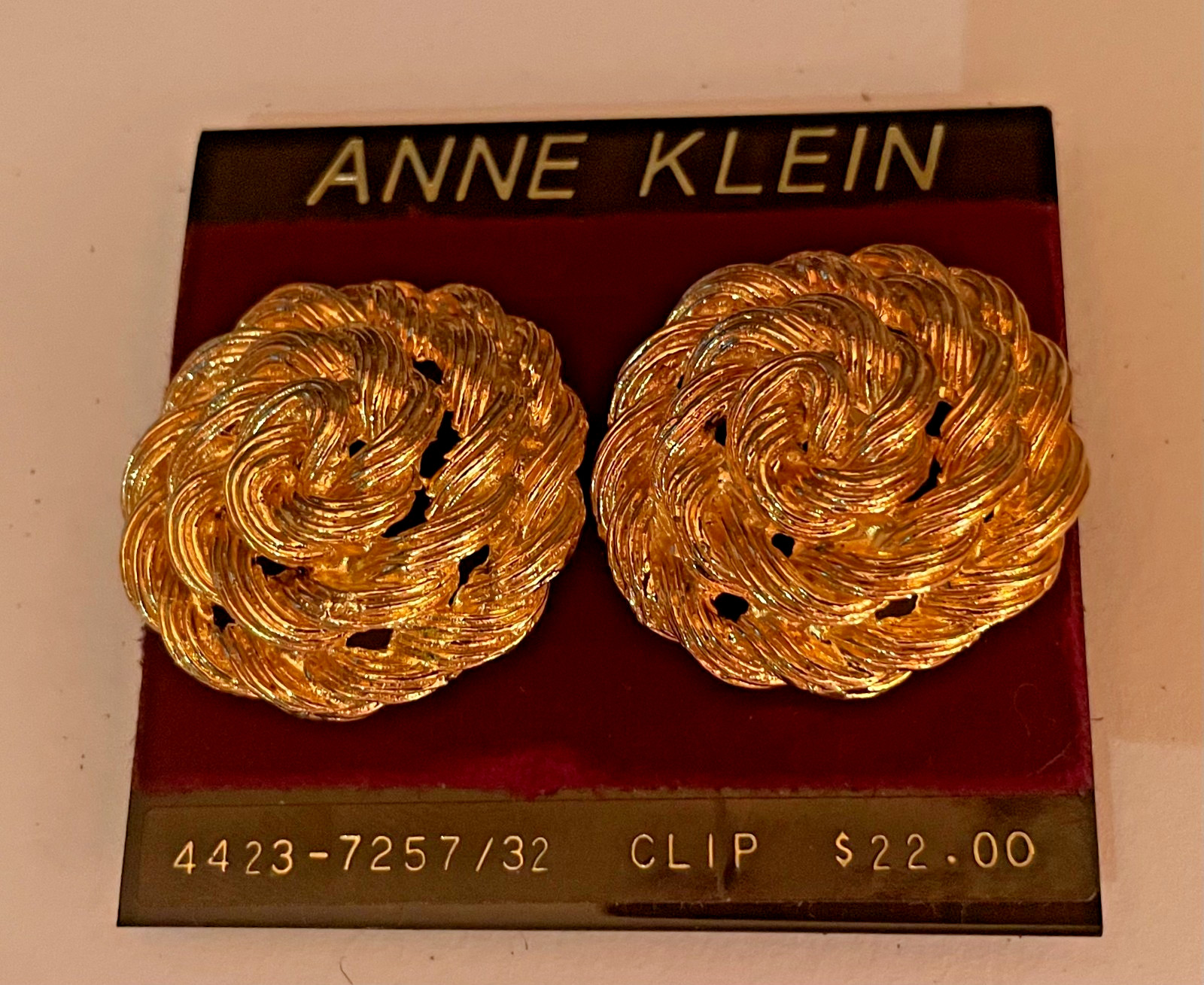 Vintage Anne Klein Gold-tone textured Multi Strand Rope Design clip-on Earrings.