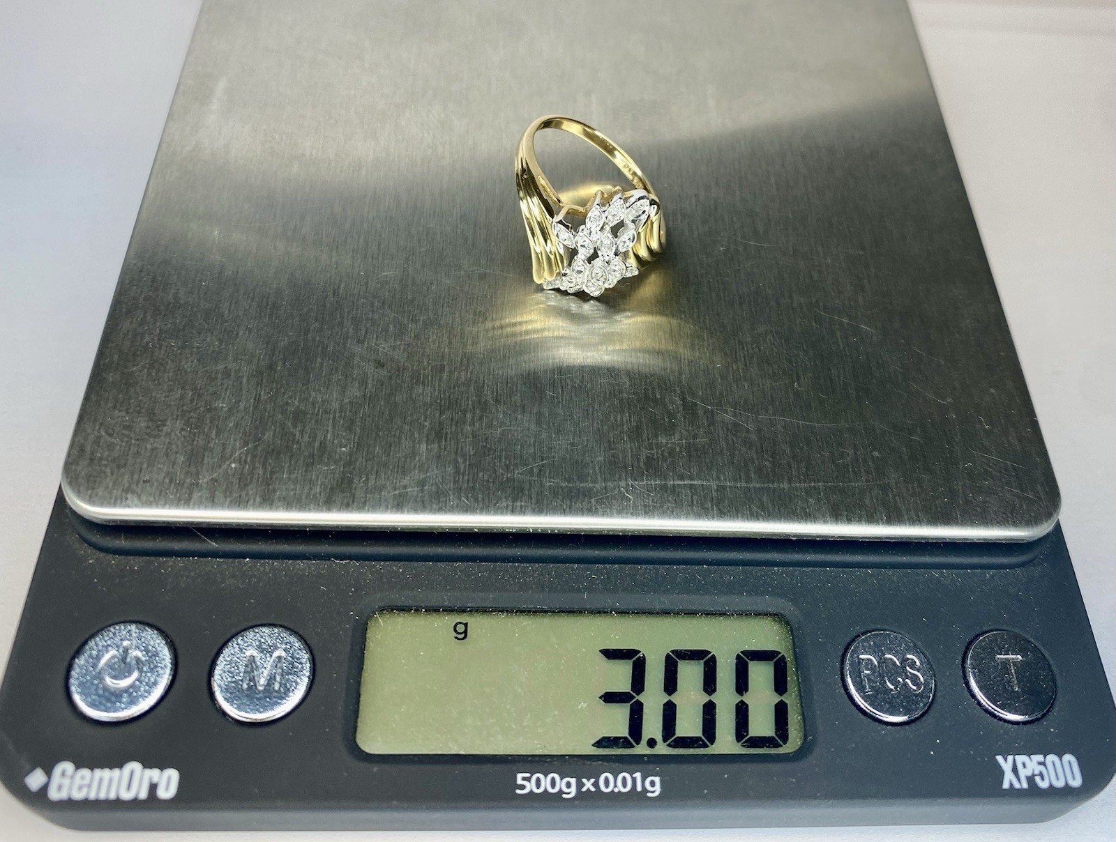 Vintage 80’s 90’s 10K Yellow Gold Diamond Cluster Leaf Bypass Ring Size 6.9