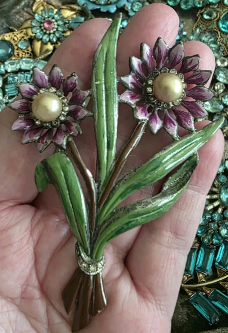 Vintage Pot Metal Flower Brooch Unsigned Coro