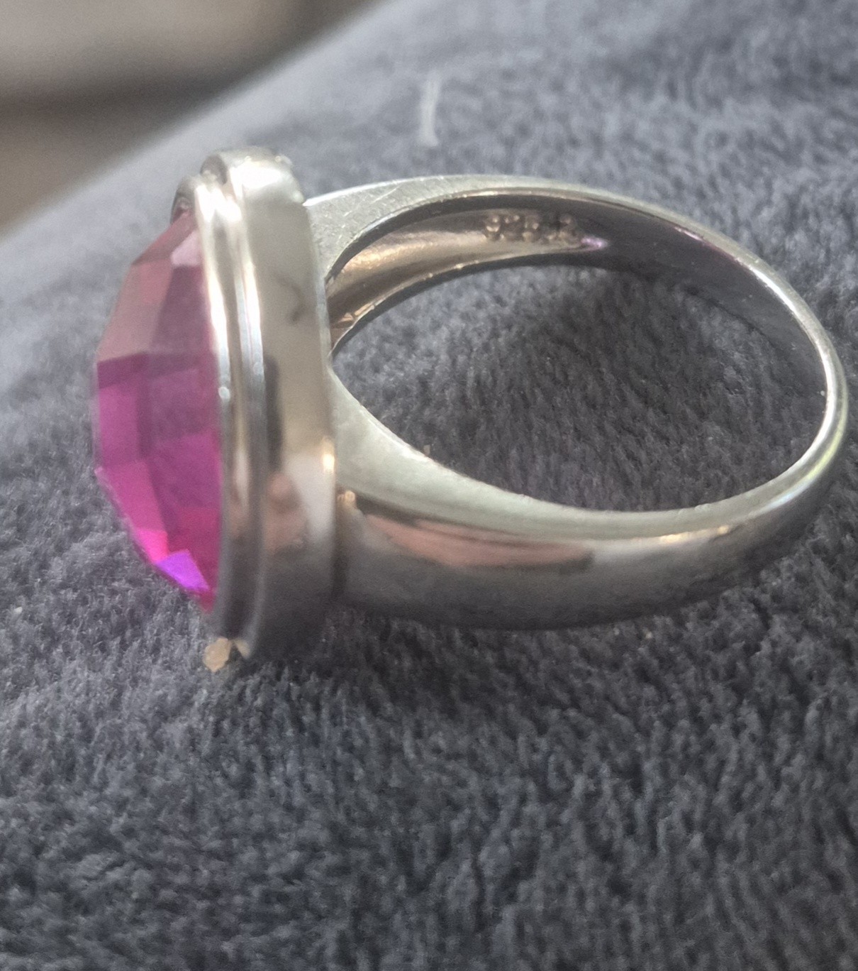Hsn Ross Simons Sterling Silver Pink CZ Bezel Solitaire Statement Ring Size 8.25