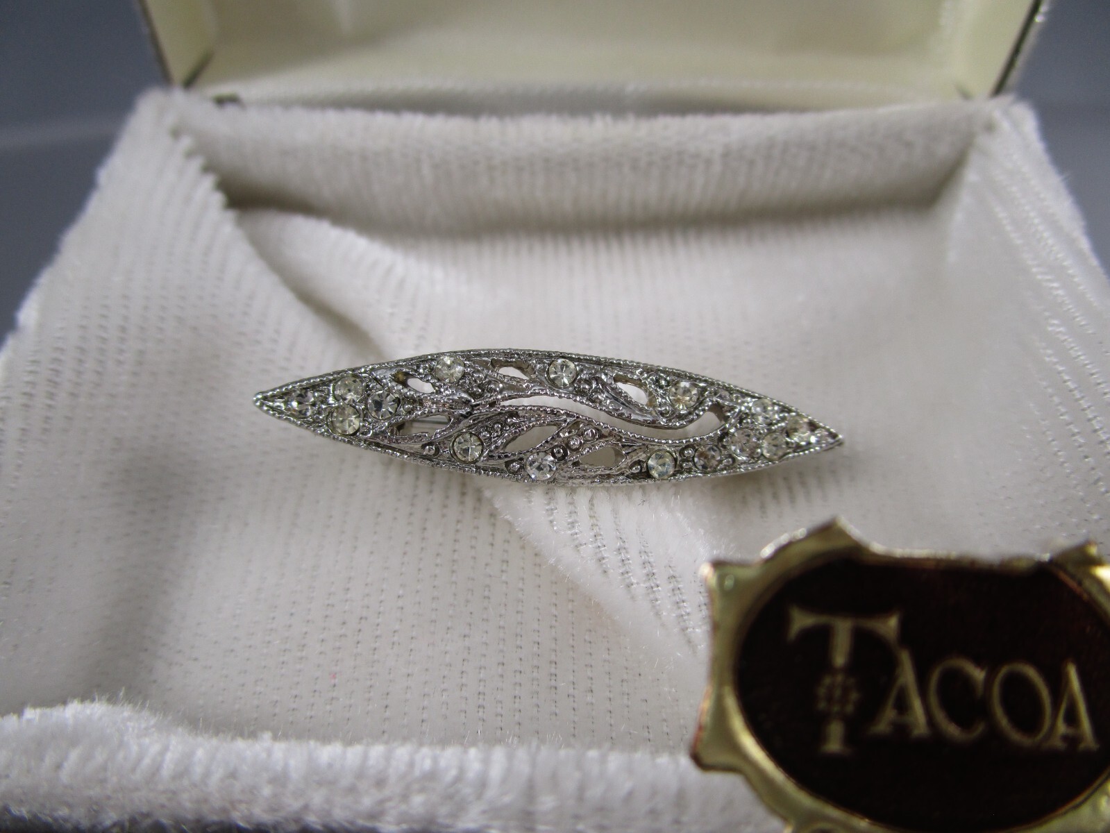 Vintage TACOA New in Box Silver Tone Clear Rhinestones Brooch Pin 6376