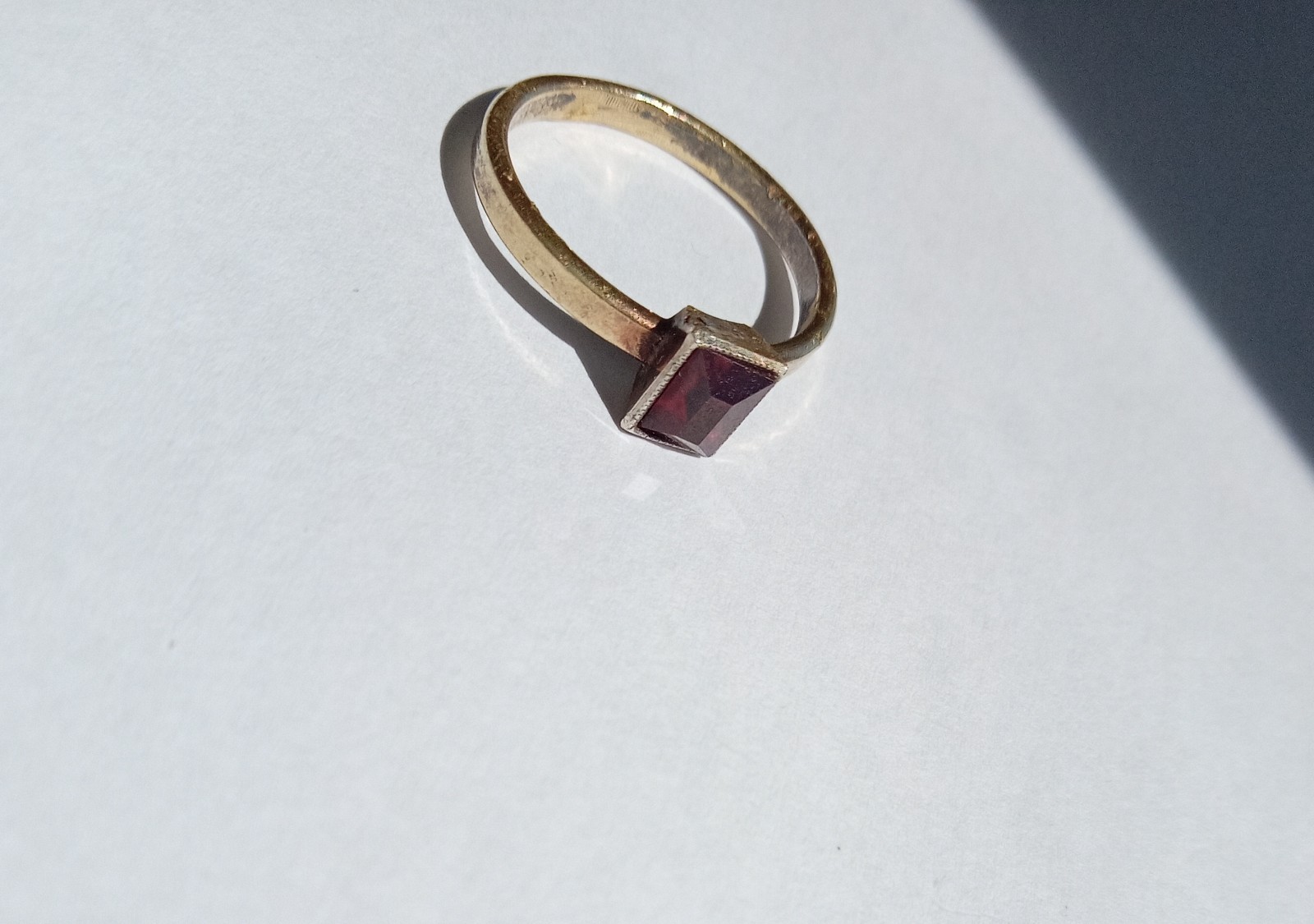 Vintage Ring Red stone Gilt Silver 875 star USSR times Women’s Jewelry size 4.75