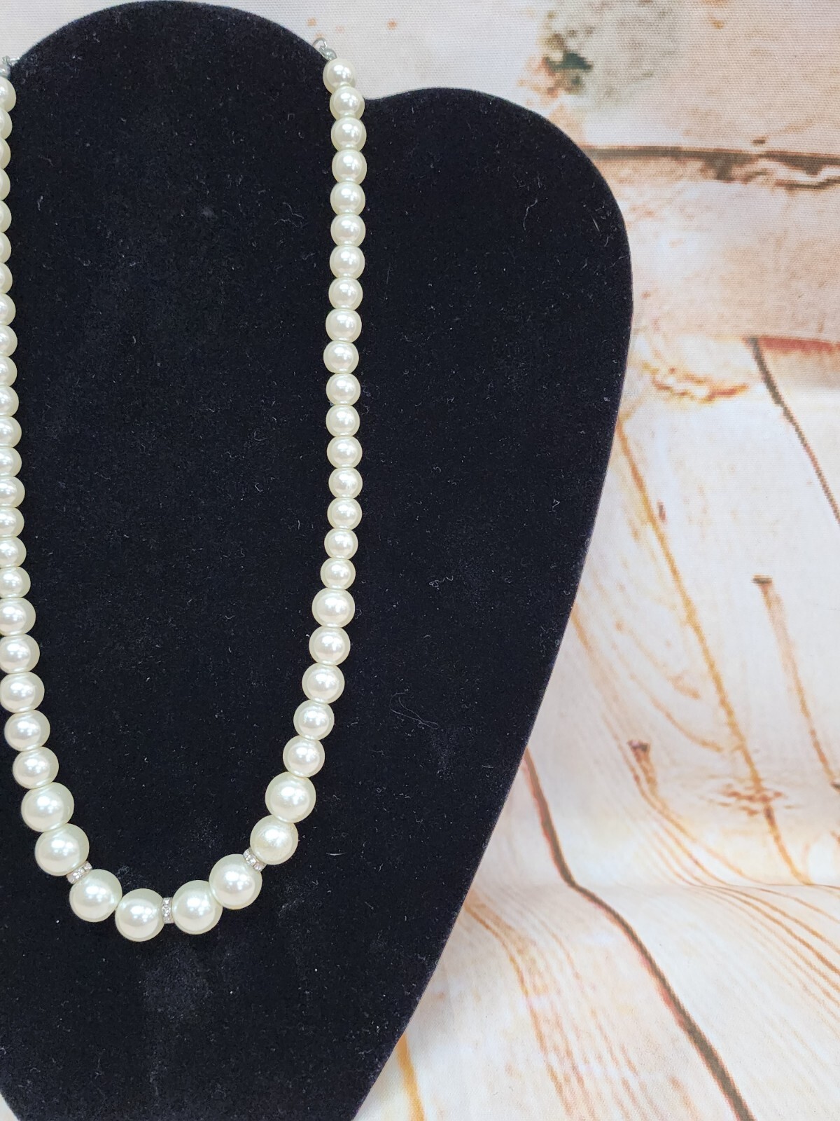 Vintage Faux Pearl & Rhinestone Necklace Unsigned Silver Tone Lobster Claw Clasp