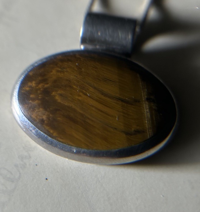 Vintage Sterling Silver and Orange Tiger Eye Cabochon Pendant Necklace 16in 14gr