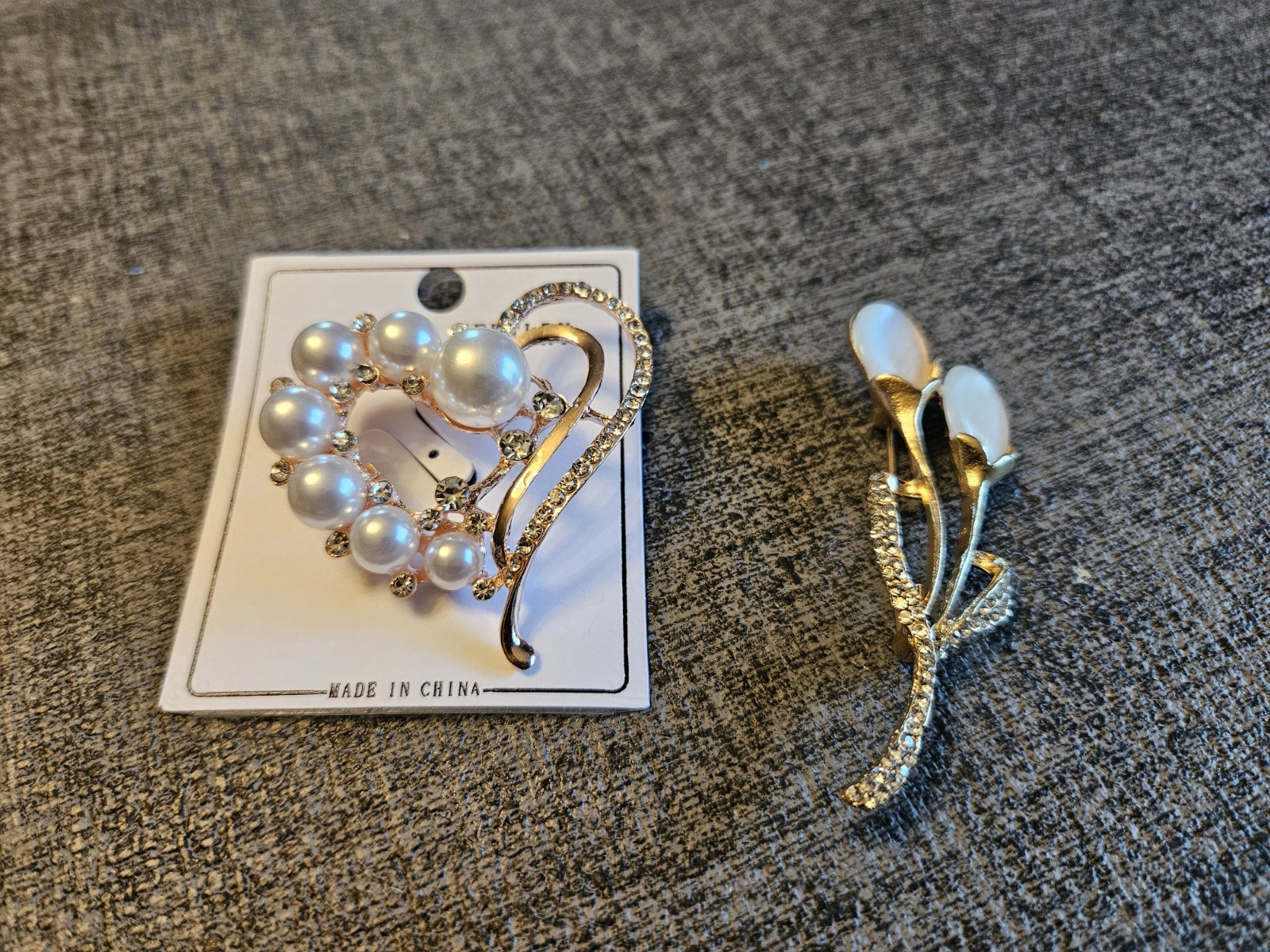 Pearl heart brooch and a tulip flower brooch,rhinestone and artificial pearls.