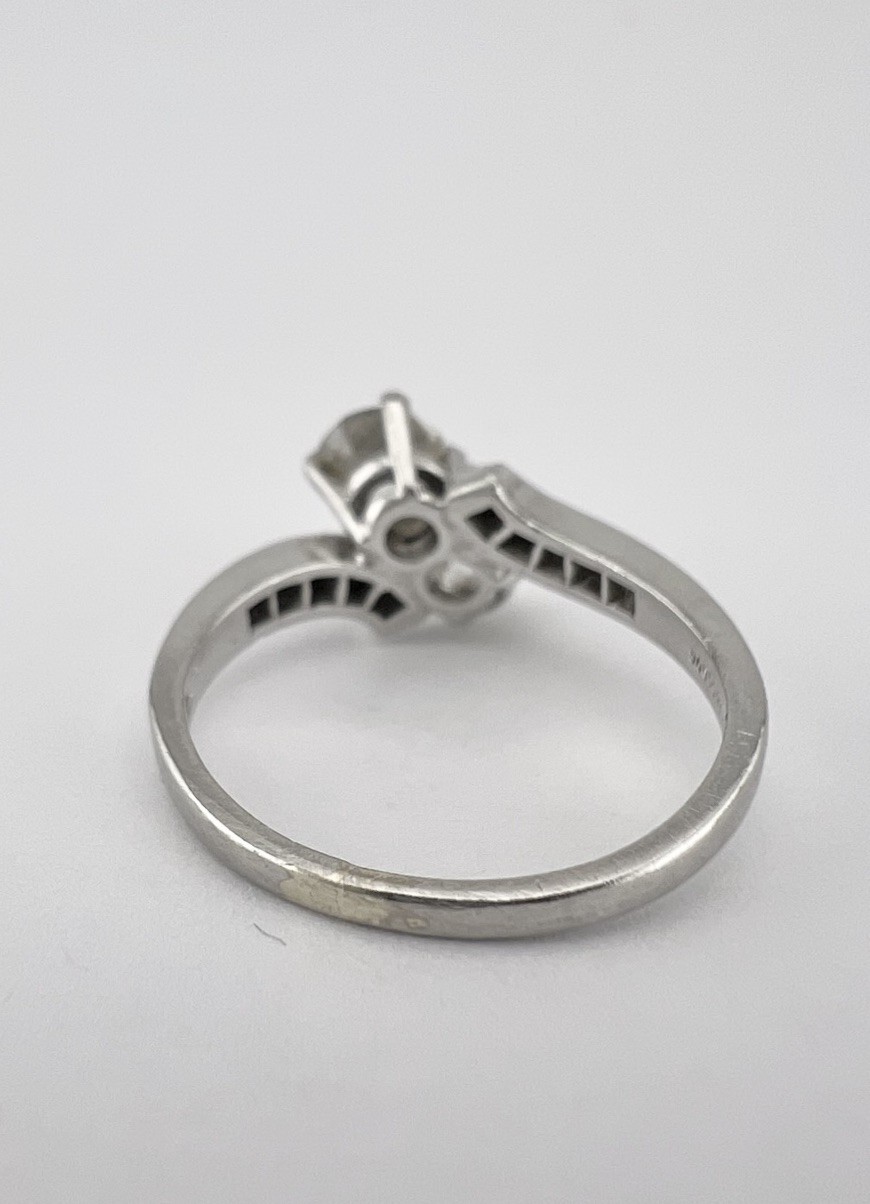 Antique Victorian .900 Platinum Old European Cut Diamond Moi et Toi Bypass Ring