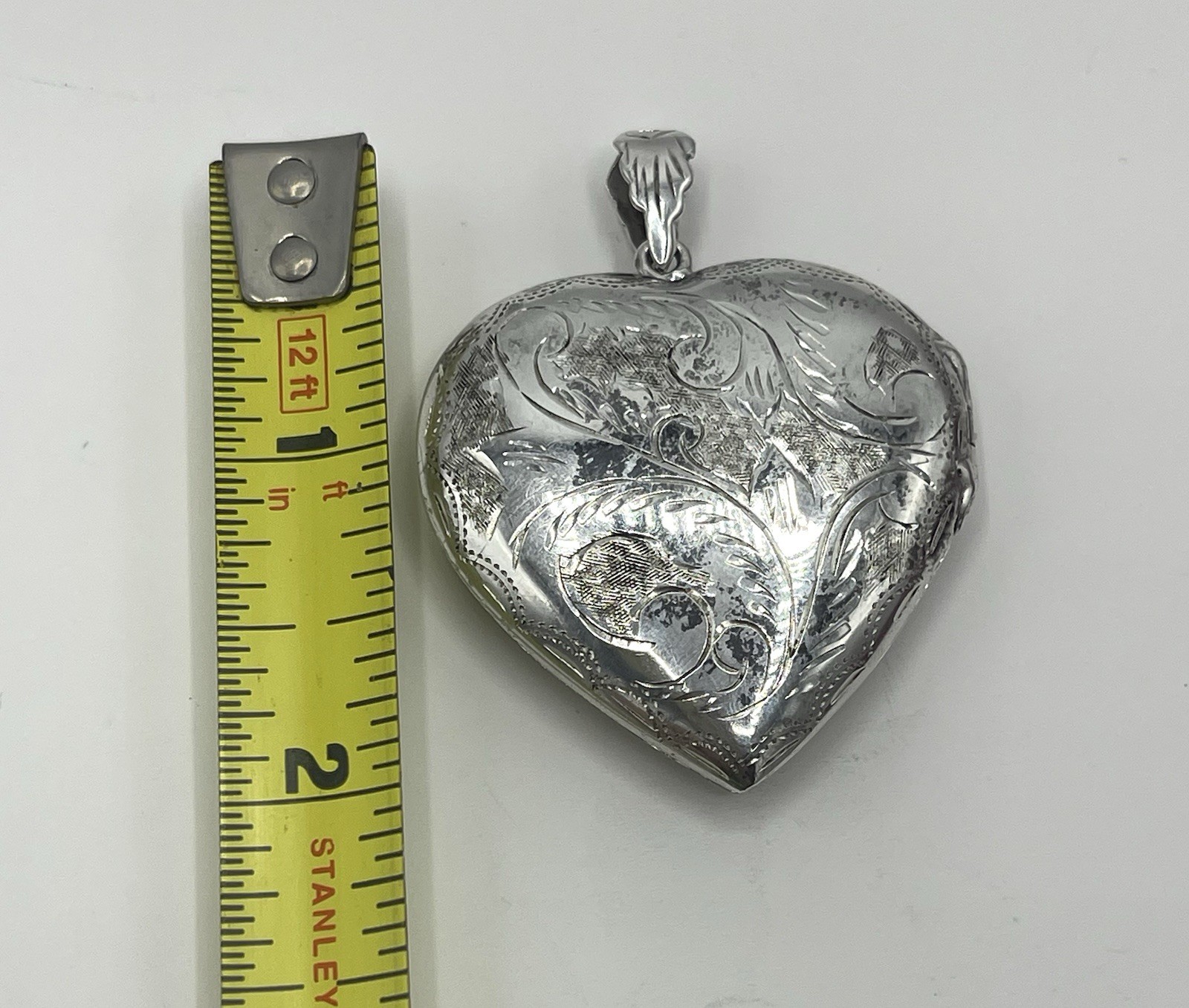 Vintage 925 Large Puff Ornate Etched Hollow Heart Locket Pendant Sterling Silver