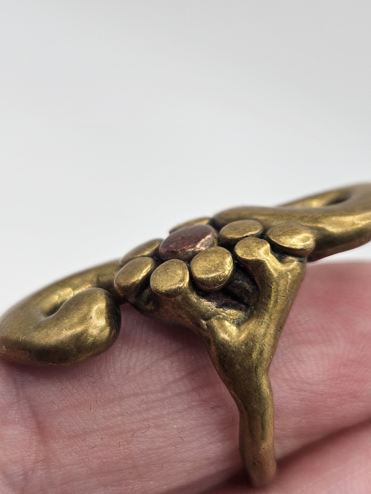 Vintage Brass & Copper Modernist Brutalist Flower Scroll Ring Size 6