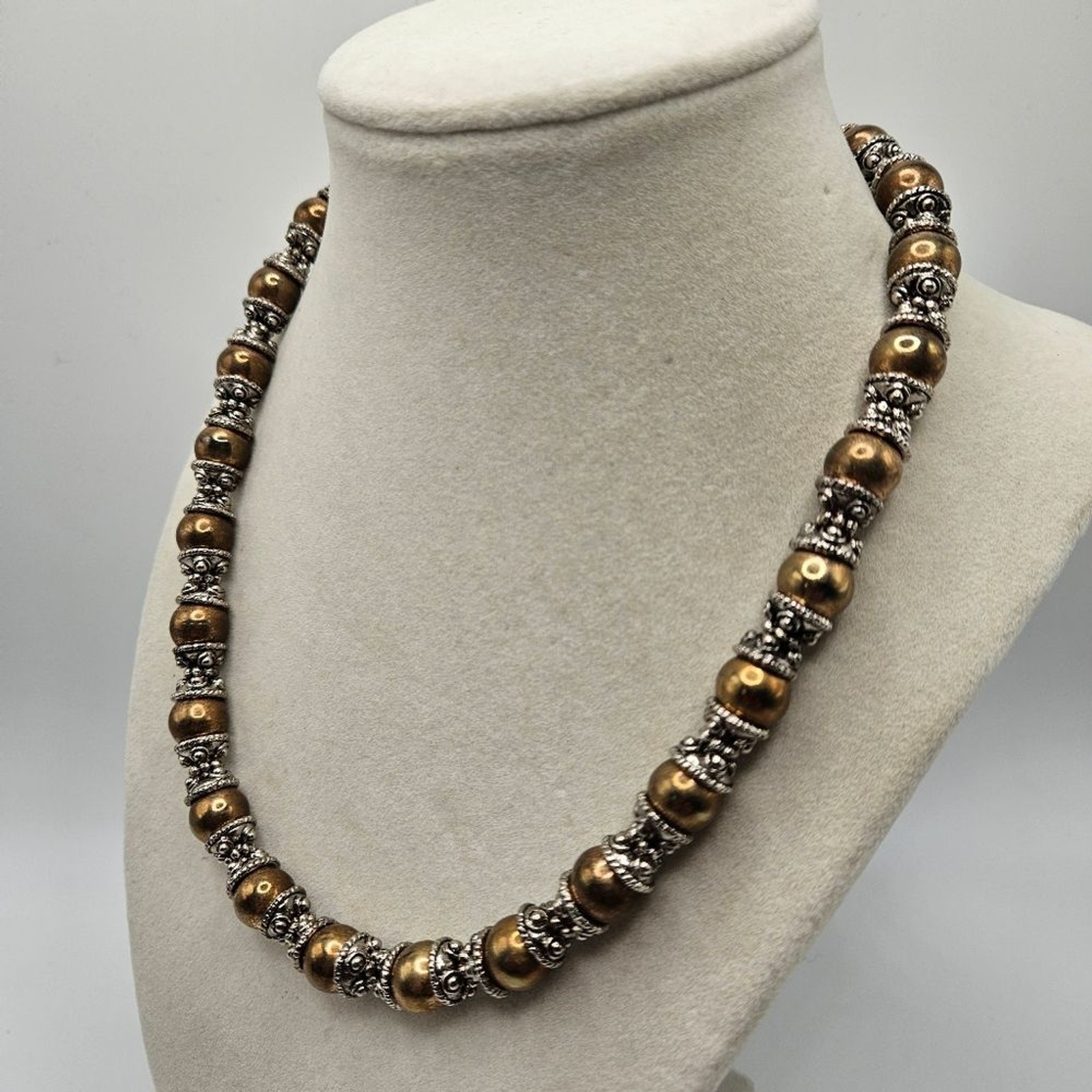 VINTAGE Unique Copper Tone Ball Beaded Strand Toggle Clasp Necklace