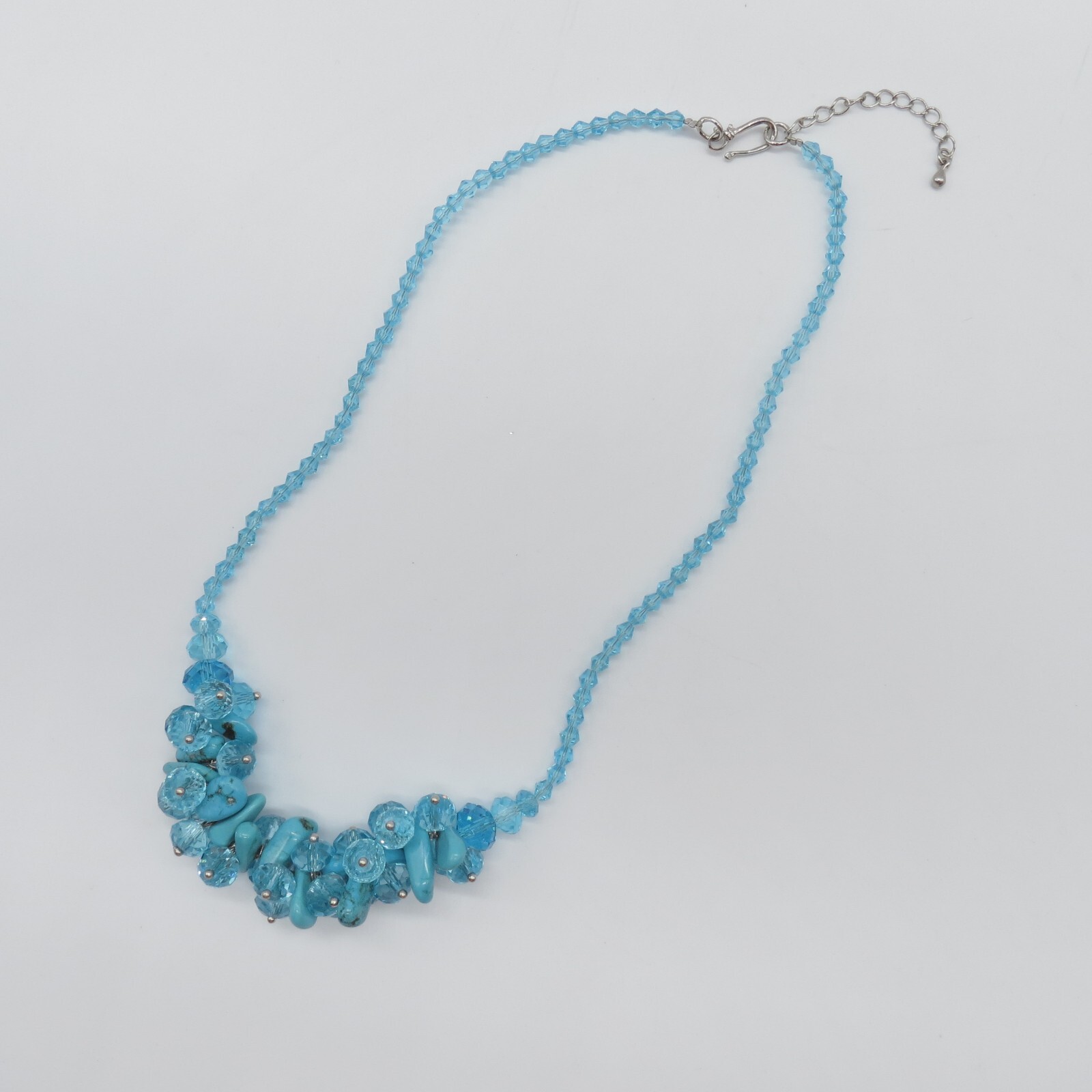 Vintage Blue Faceted Beaded Necklace Dyed Howlite Beads Boho 18″
