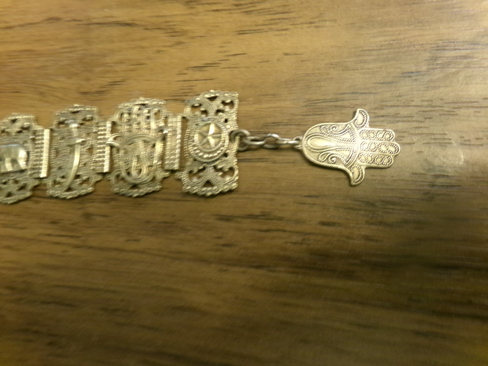 Vintage Women’s Souvenir Bracelet Morocco Hamsa Hand Elephant Link Bracelet