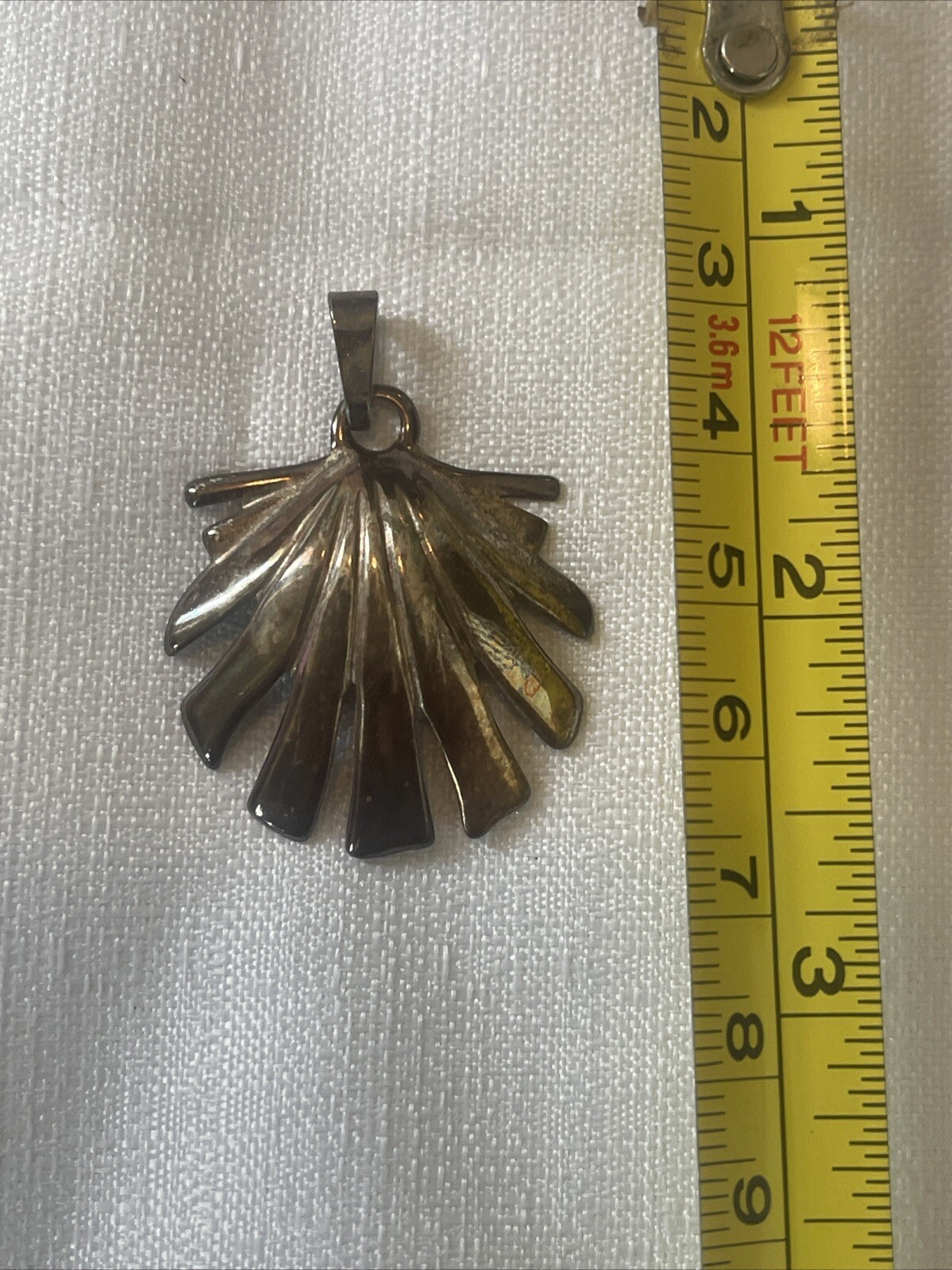 3D Sea Shell Silver-tone Charm Pendant