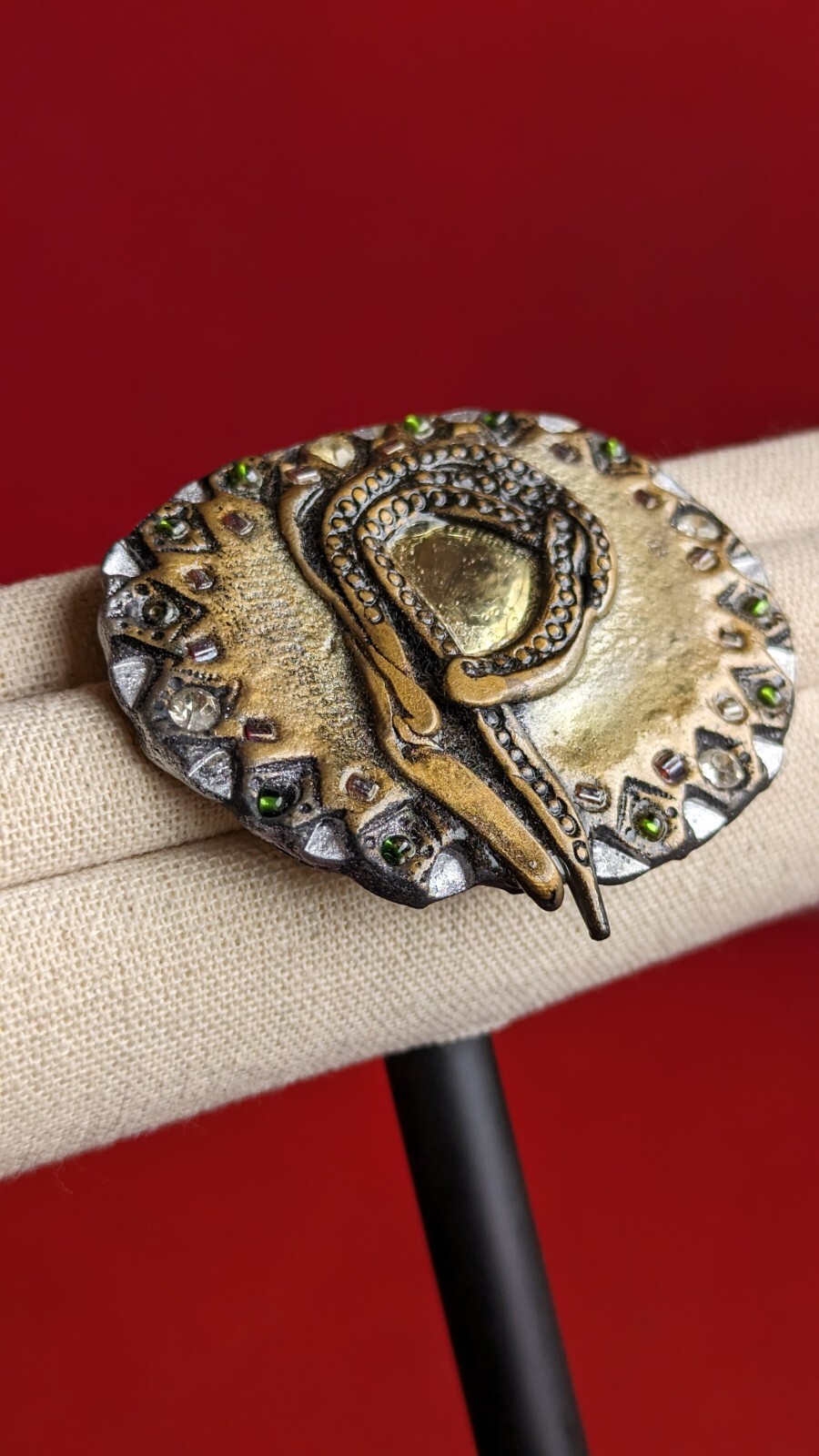 Striking Statement Letter “P” INITIAL Gold Tone Bead Stone Paper Mache BROOCH