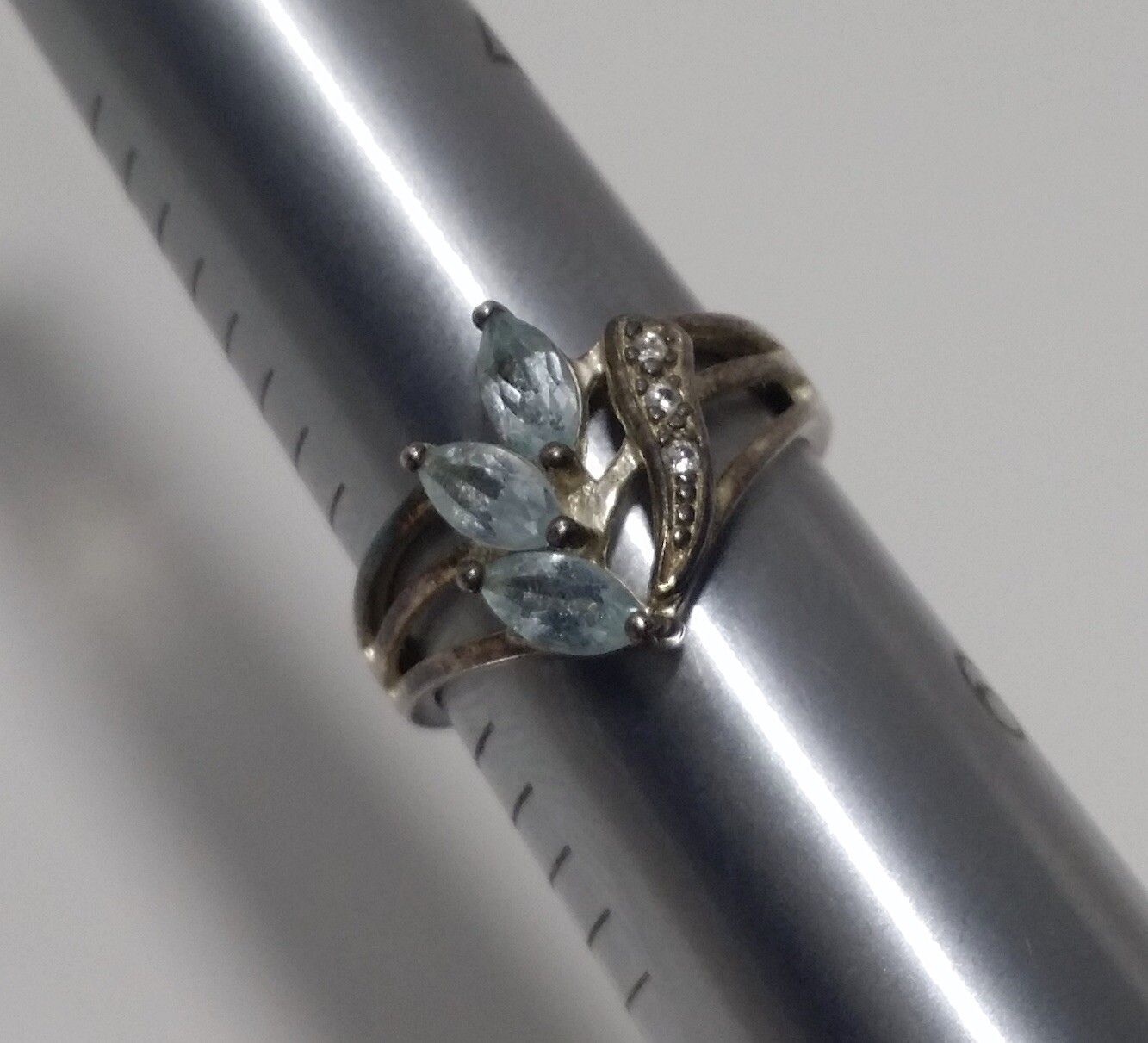 925 NV Sterling Silver Light Blue Topaz & Clear CZ Ring – Size 5