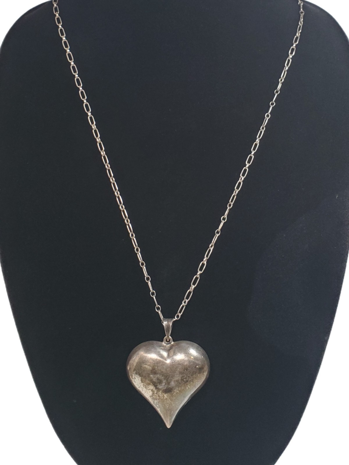 Vtg Sterling Silver 1¾” Puff Heart Necklace W/ Oval Chain Link Overhead Patina
