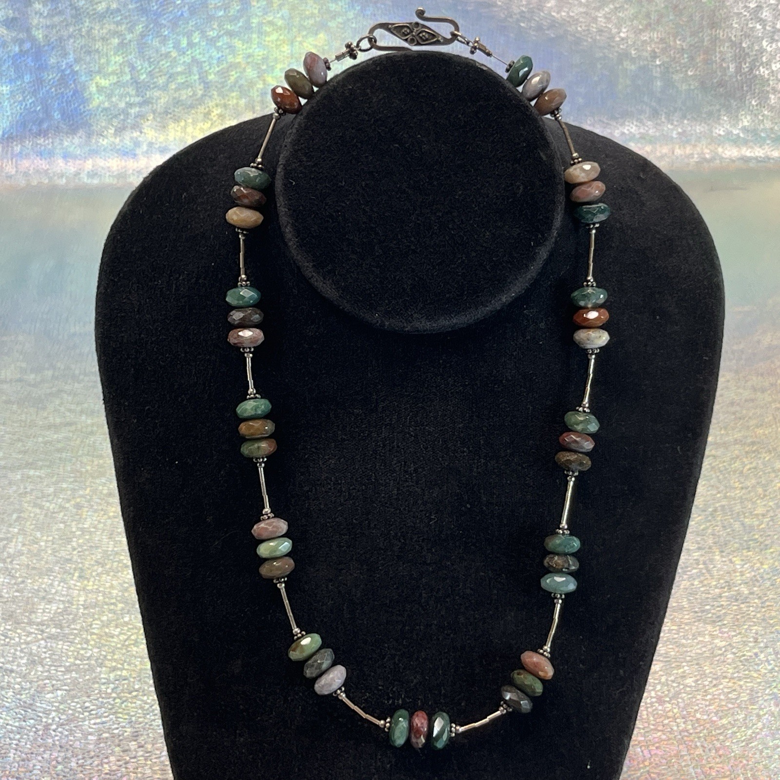 Vintage 18” Faceted Agate Necklace With Sterling Closure