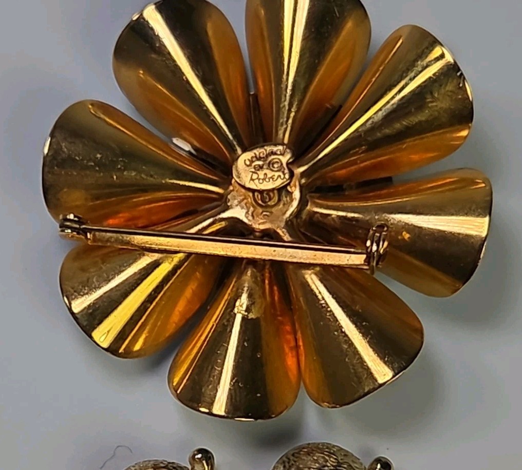 Vintage Signed Original By Robert Teal Swirl Enamel Flower Brooch Earrings 2.25″
