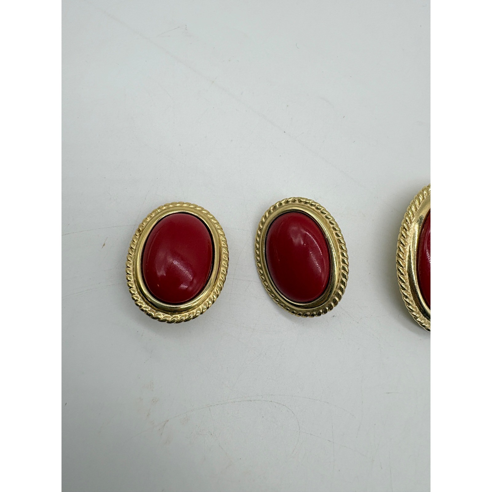 Vintage Gold Tone Red Cabochon Oval Brooch and Clip On Earrings Jewelry Set