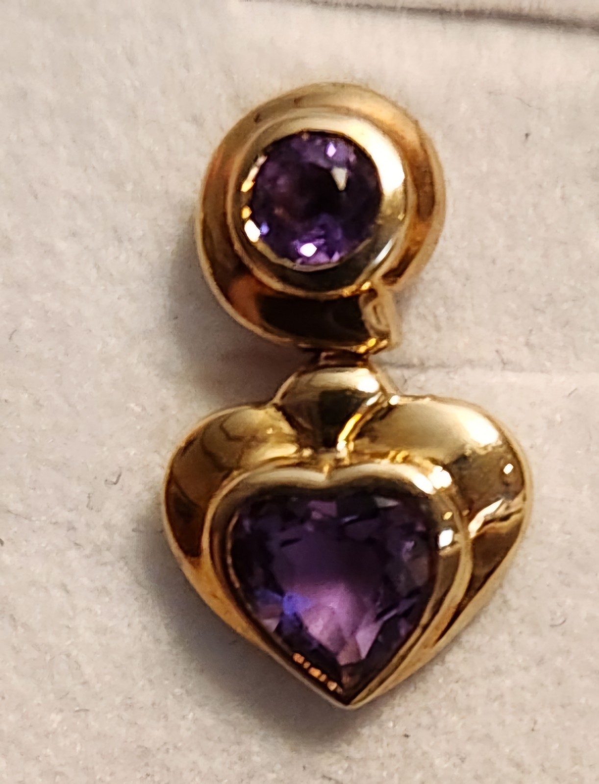 Vintage 14k Yellow Gold Drop Earrings – Heart & Round Bezel Set Amethyst Stones
