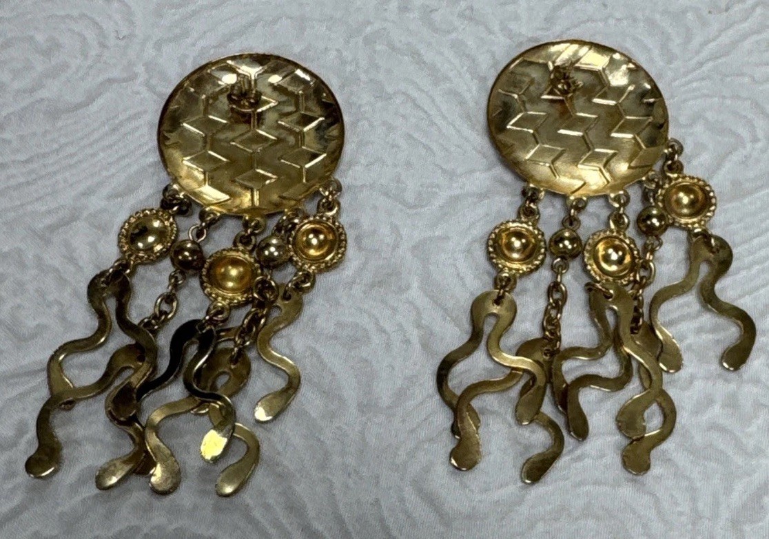 Vintage Gold-Tone Multi-Chain Dangle Artistic Octopus Statement 3.5” Earrings